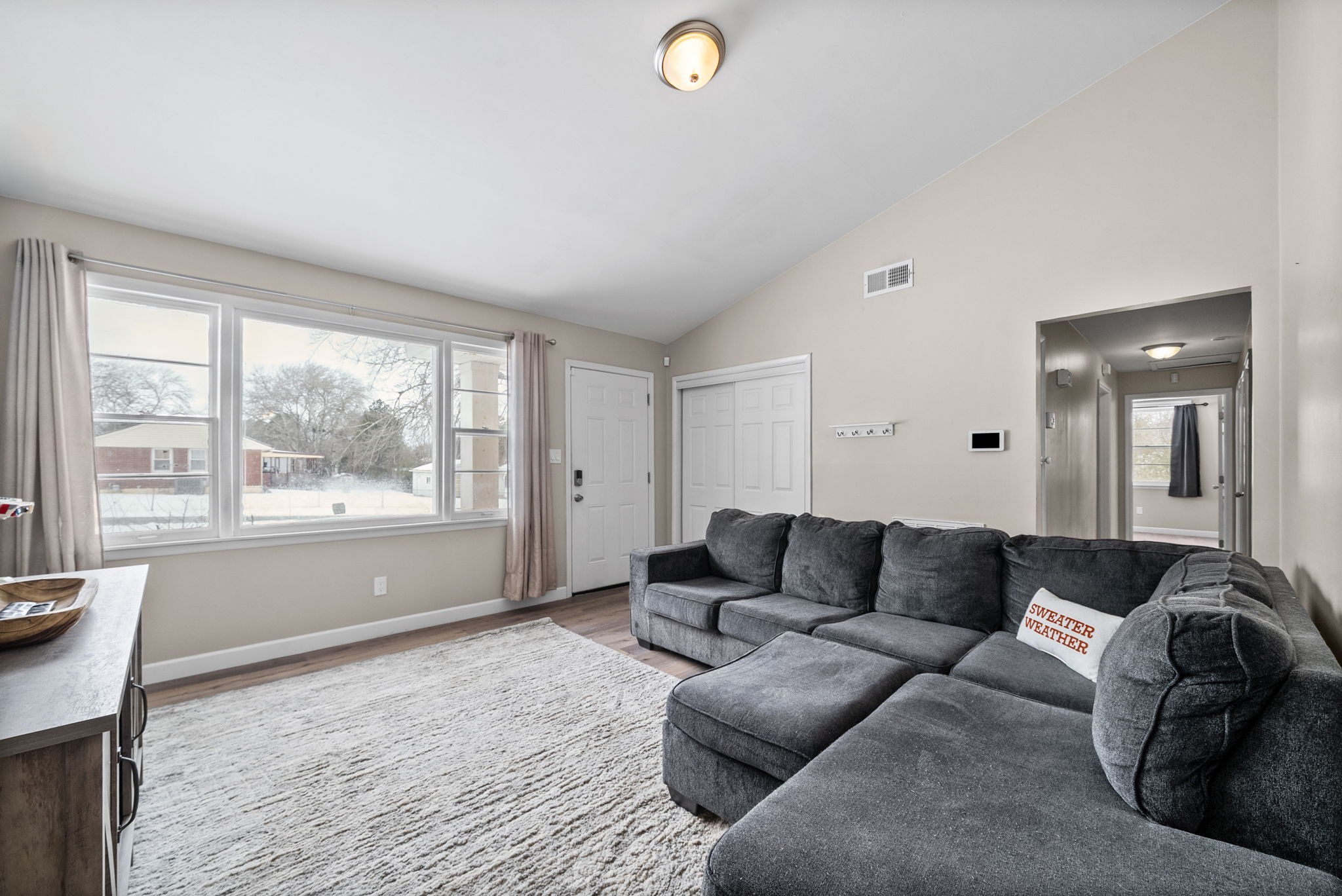 10 Jana Dr Property Photo 6