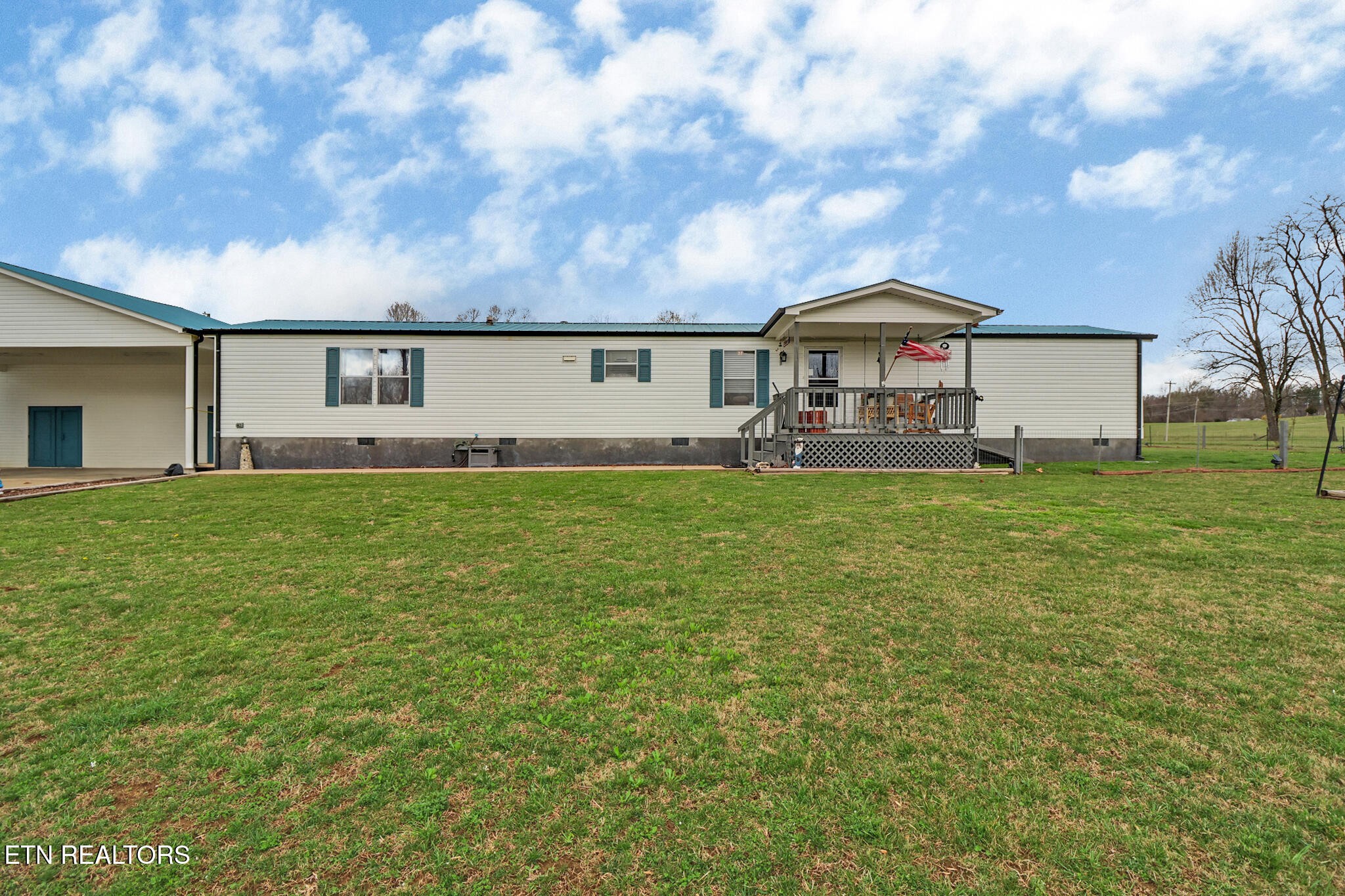 11440 Highway 70 W Property Photo 10