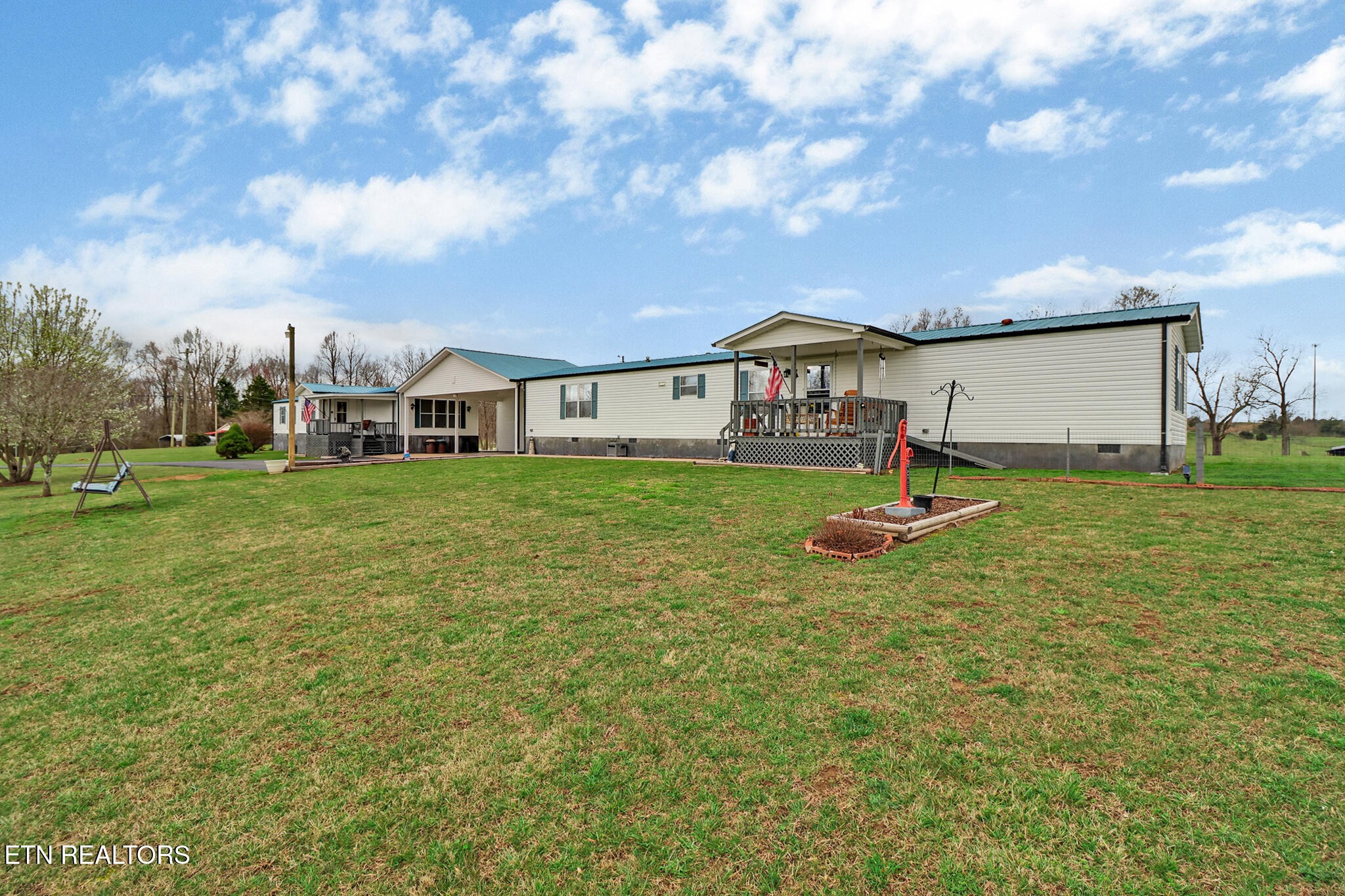 11440 Highway 70 W Property Photo 11
