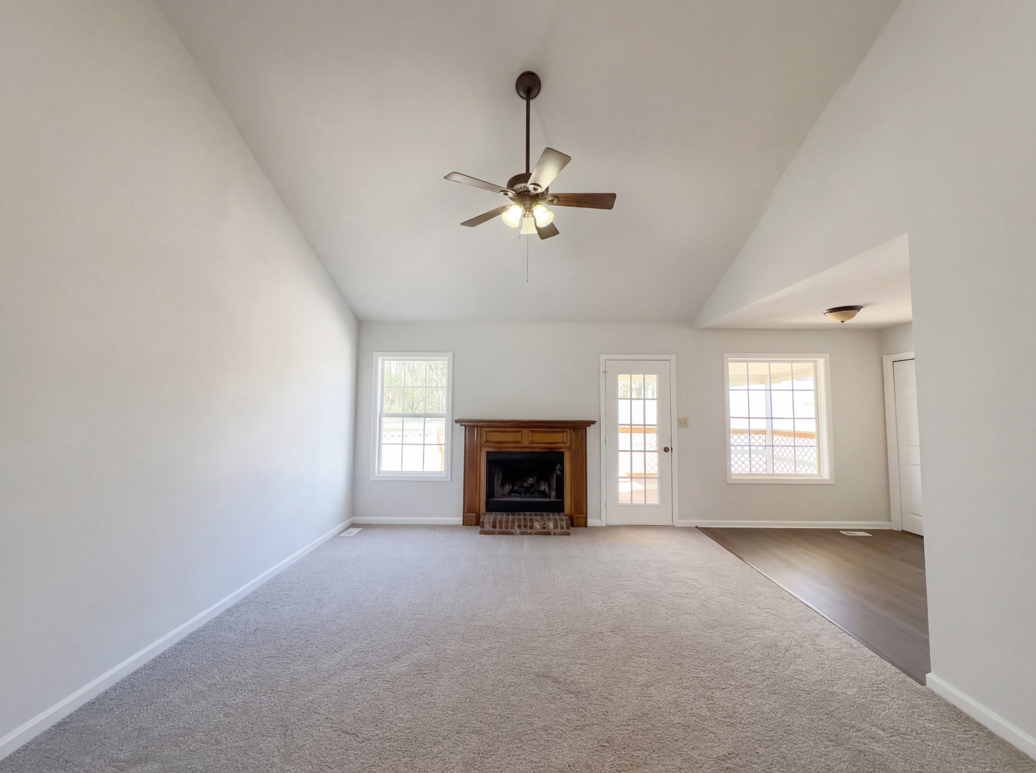 1690 Sparkleberry Dr Property Photo 3