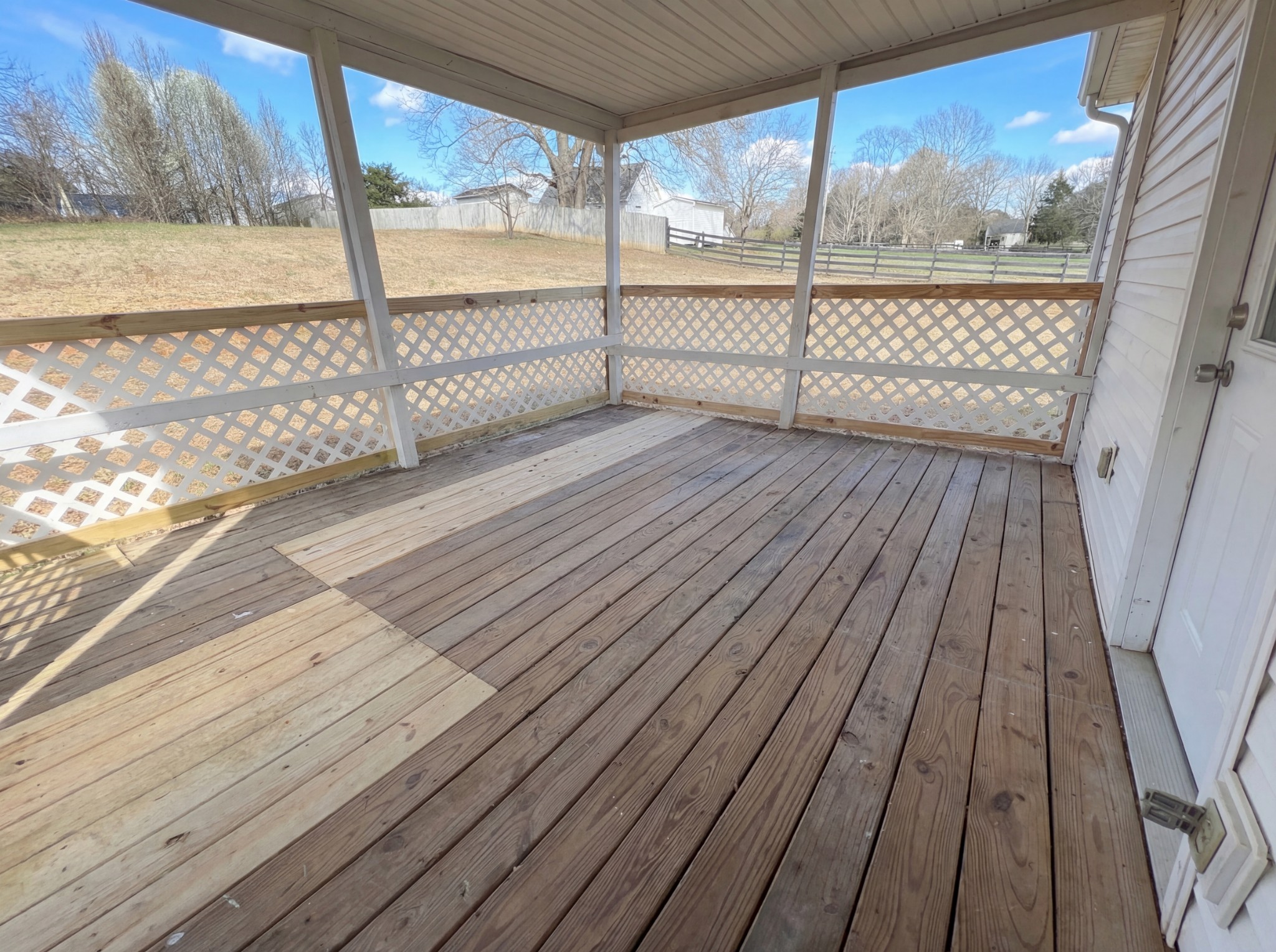 1690 Sparkleberry Dr Property Photo 7