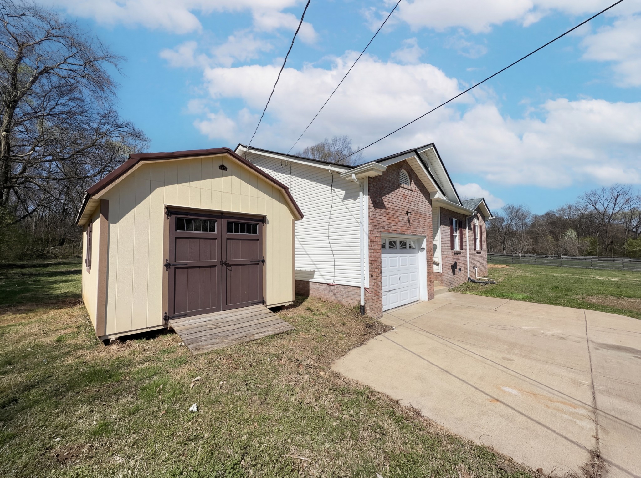 1690 Sparkleberry Dr Property Photo 8