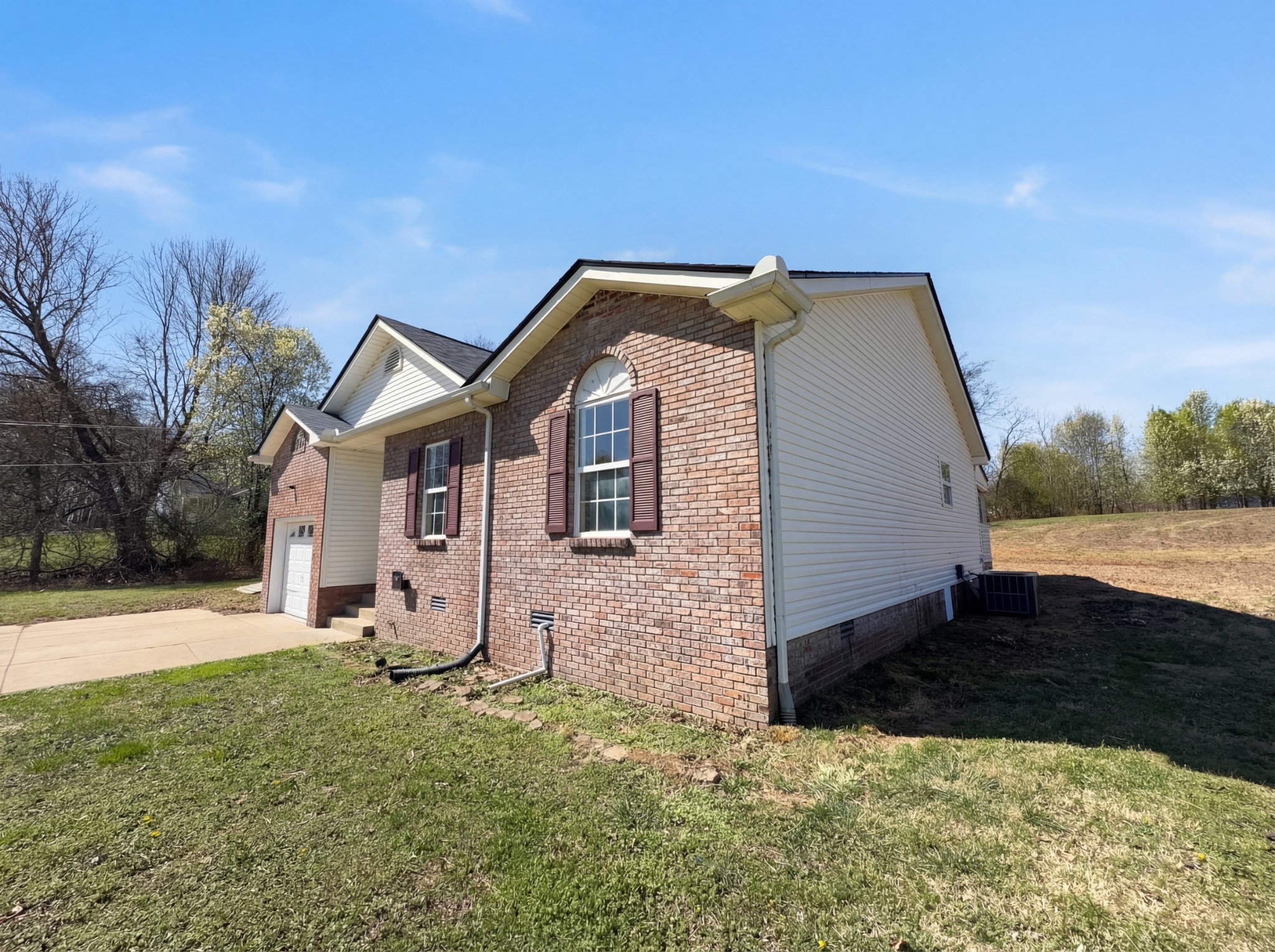 1690 Sparkleberry Dr Property Photo 10