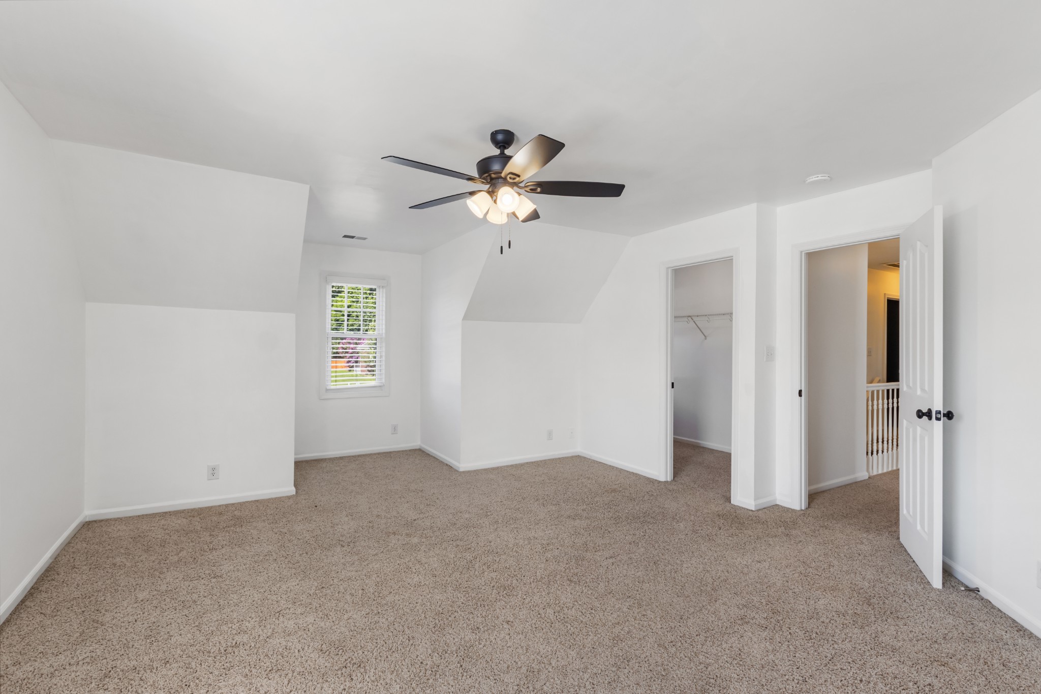 135 Weymouth Ct Property Photo 39