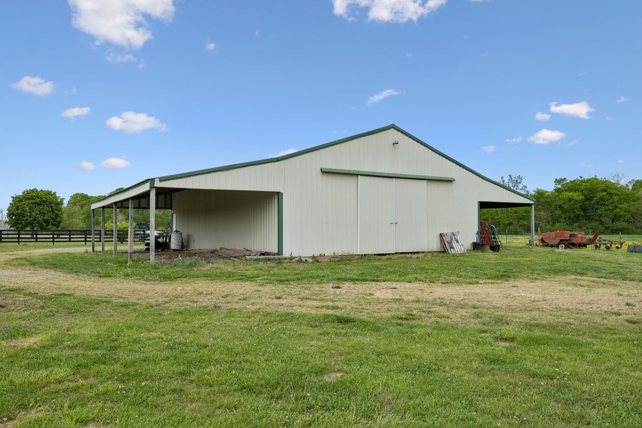 2575 Mount Vernon Rd Property Photo 31