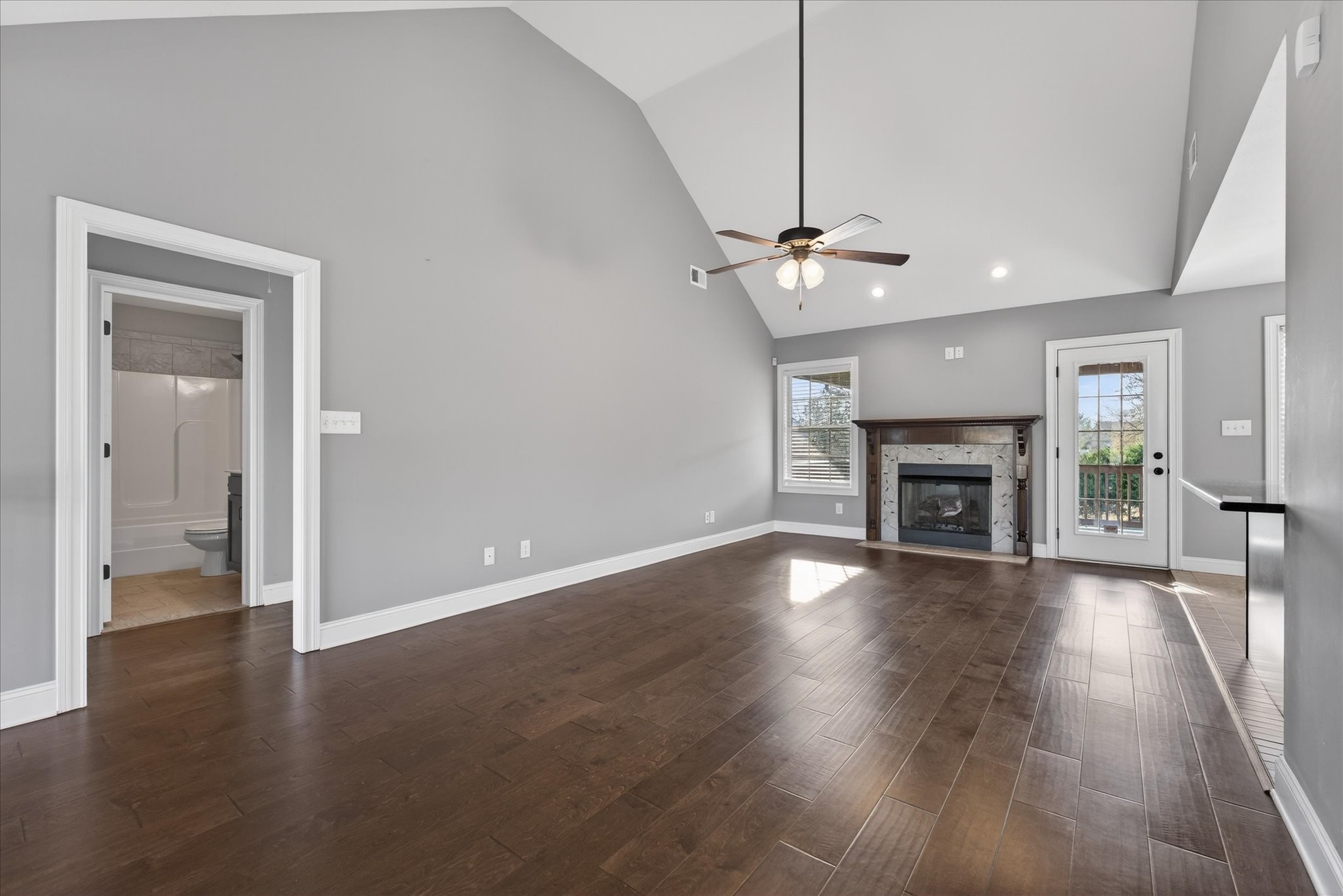 161 Roanoke Station Cir Property Photo 7