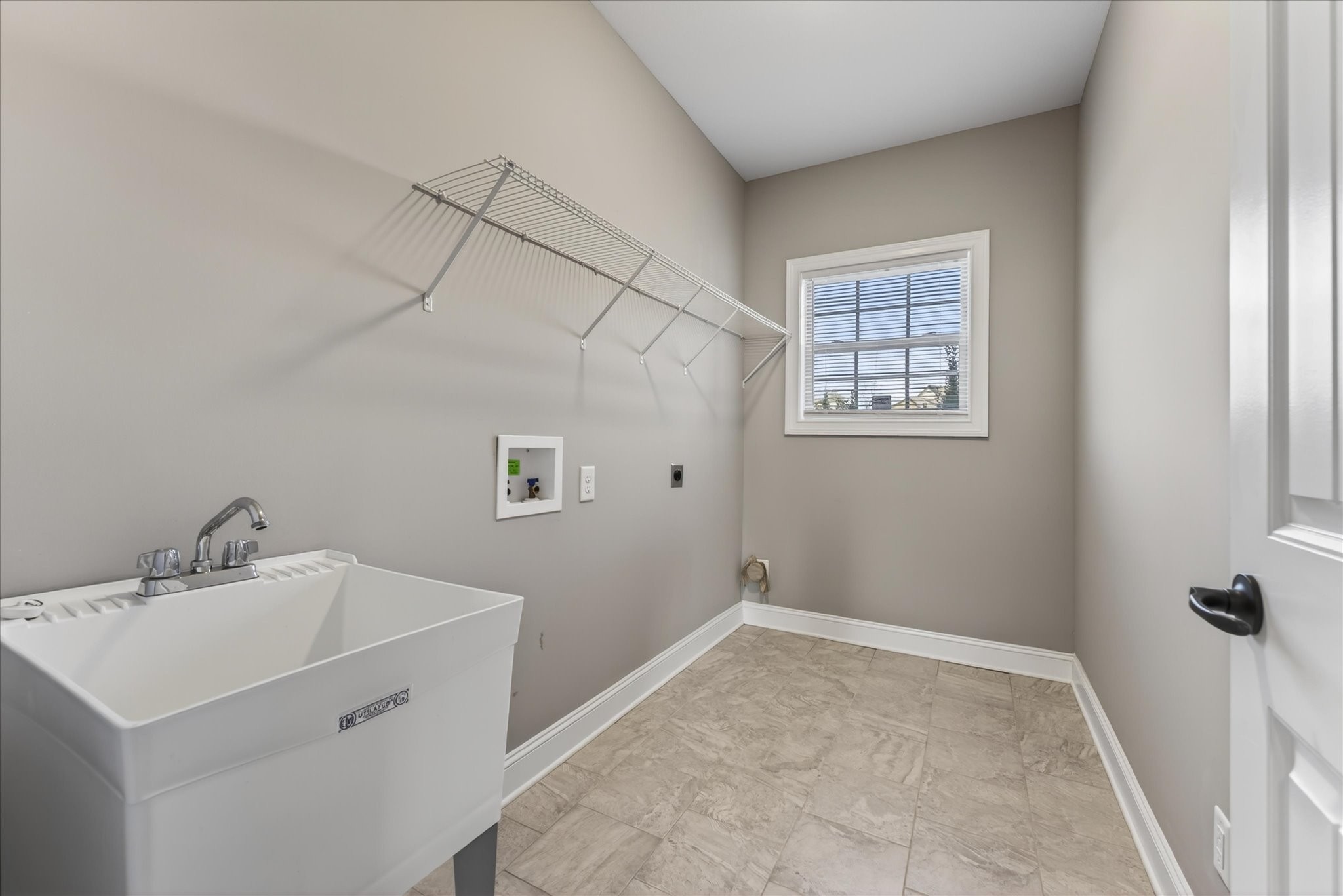 161 Roanoke Station Cir Property Photo 33