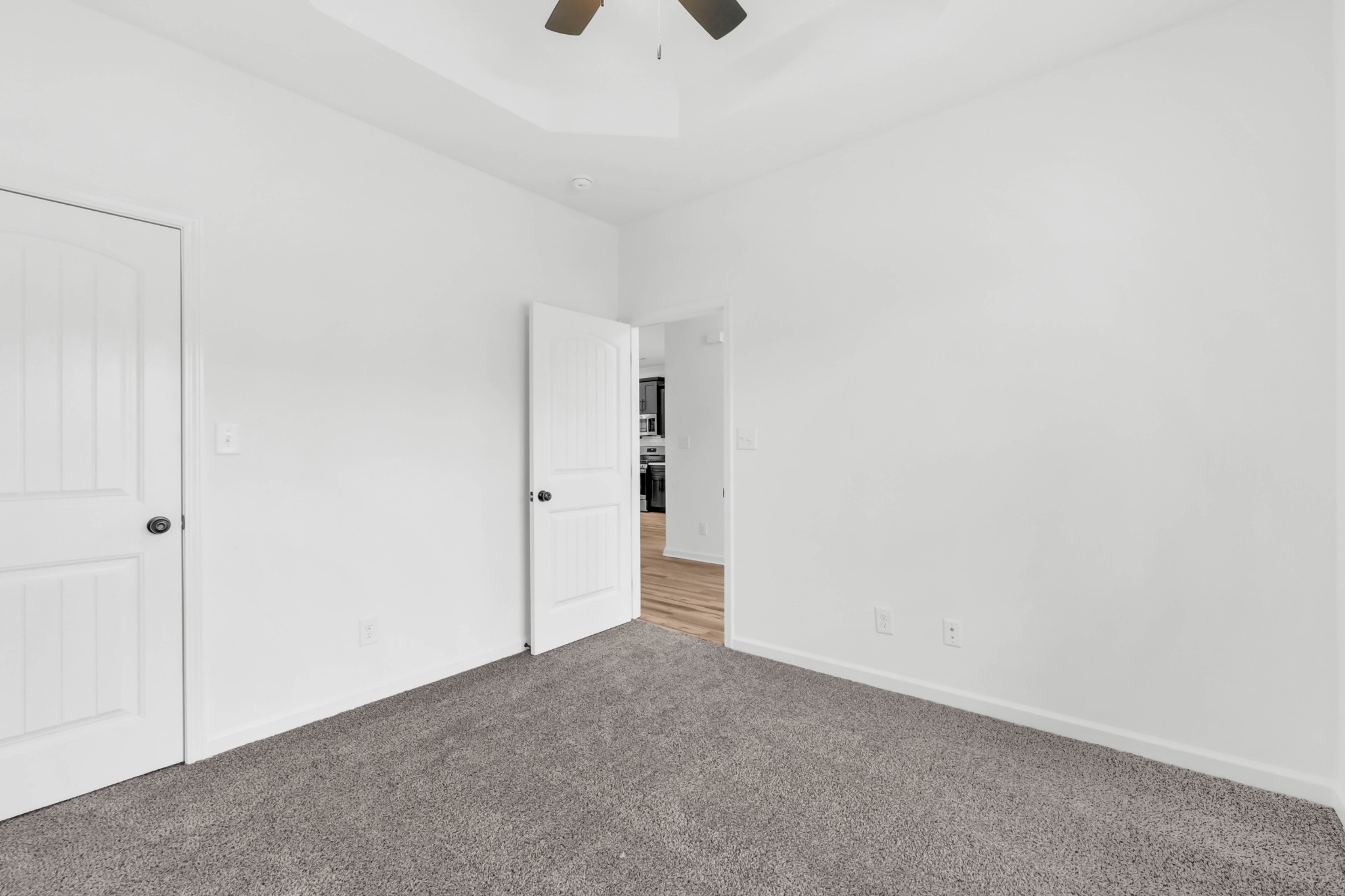 637 Woodrush Dr Property Photo 22