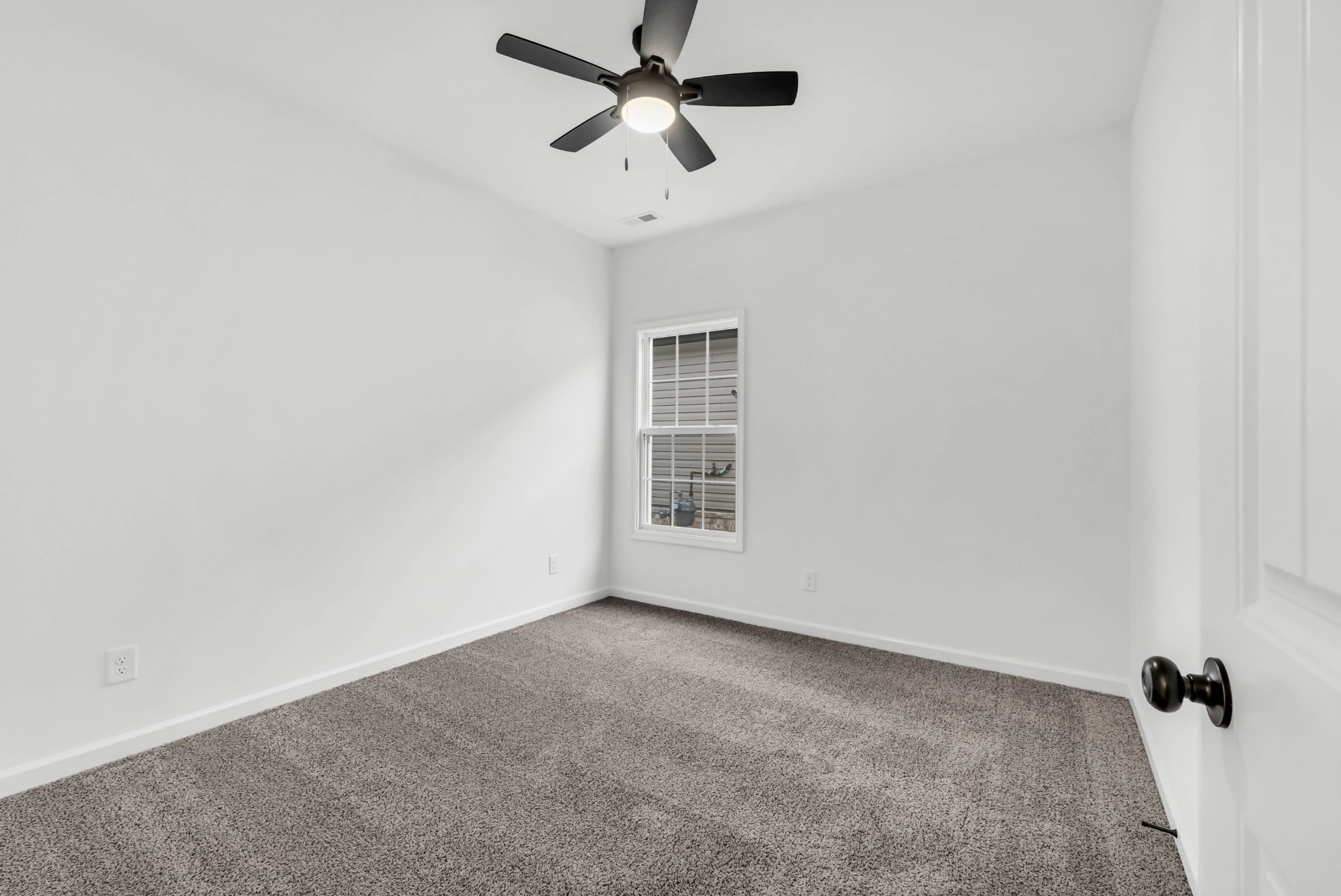 637 Woodrush Dr Property Photo 34
