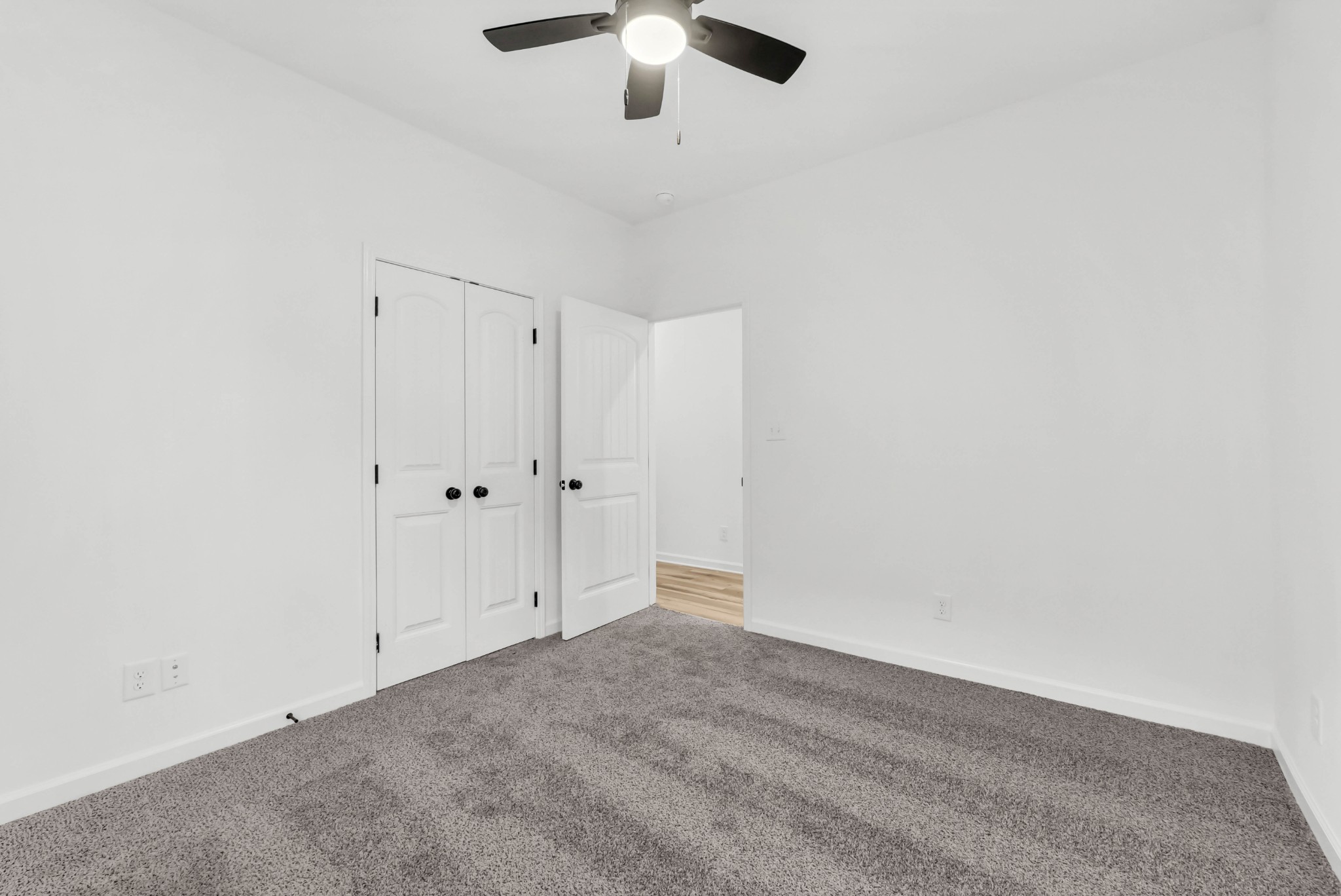 637 Woodrush Dr Property Photo 35