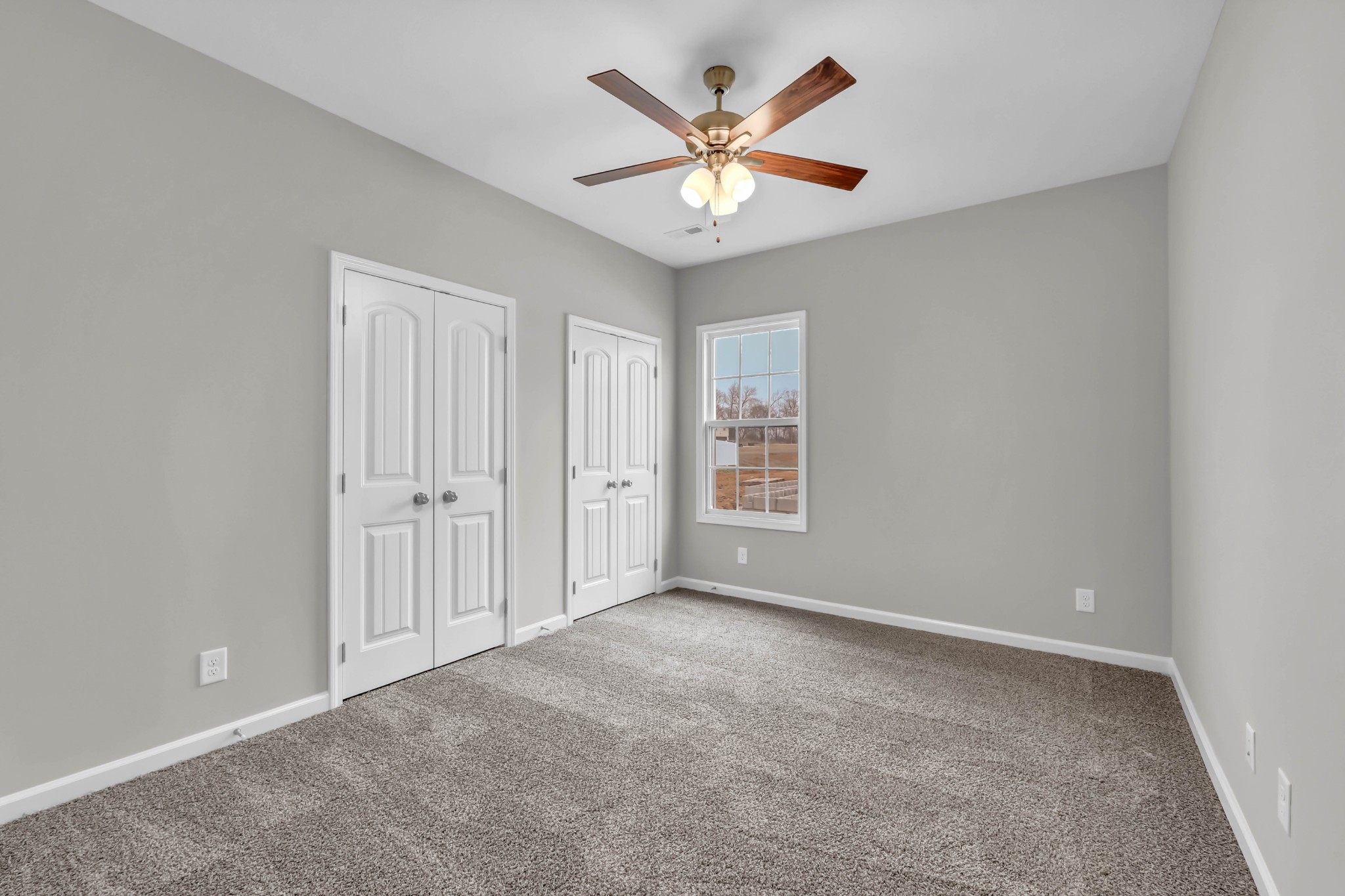 641 Woodrush Dr Property Photo 30