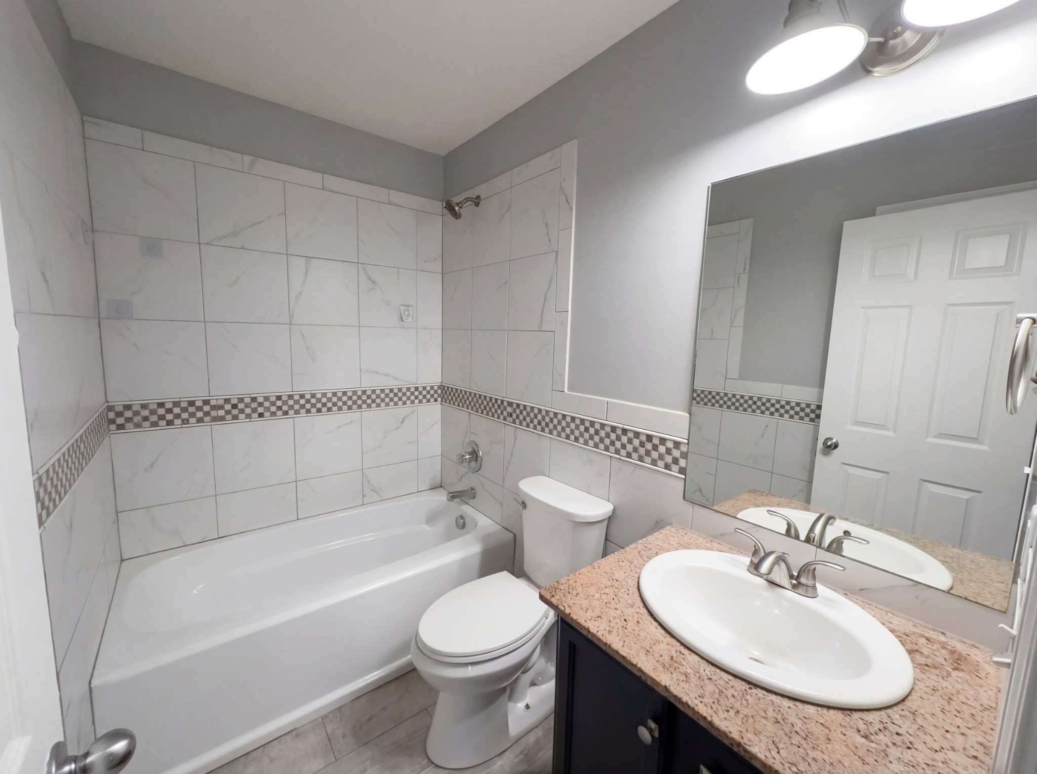 1513 Luton St Property Photo 12