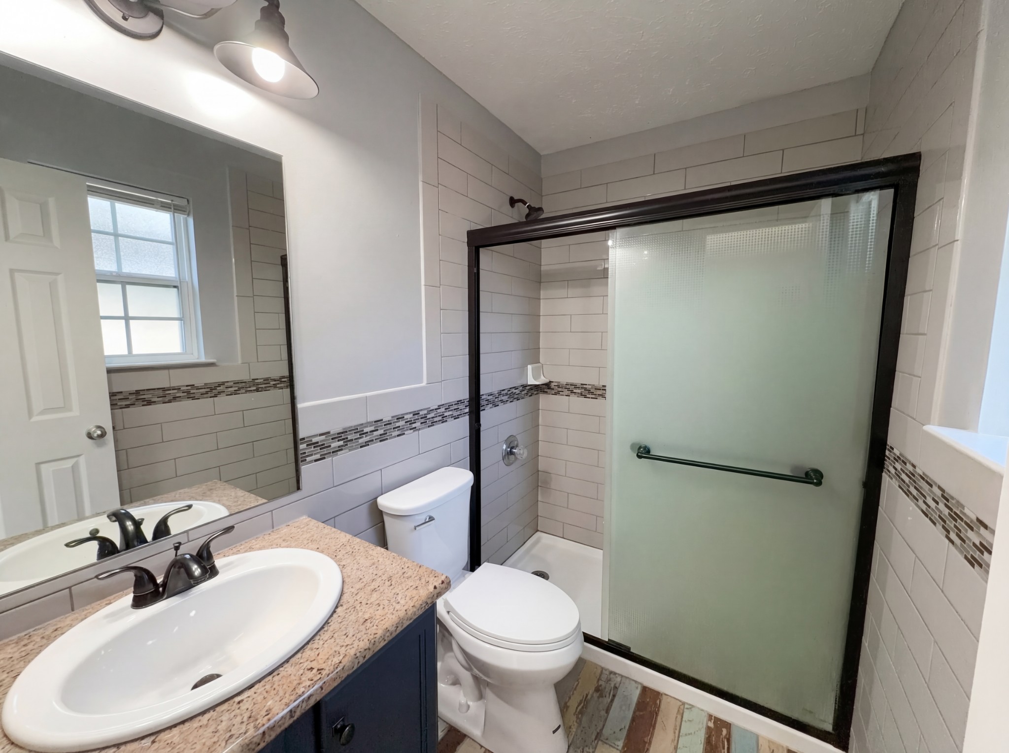 1513 Luton St Property Photo 13