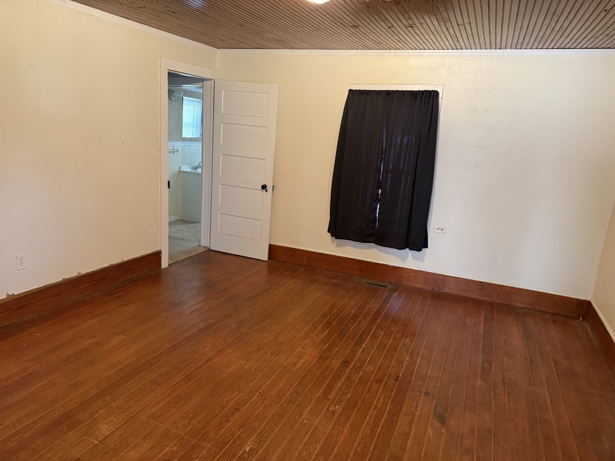 21625 Seminary St Property Photo 10