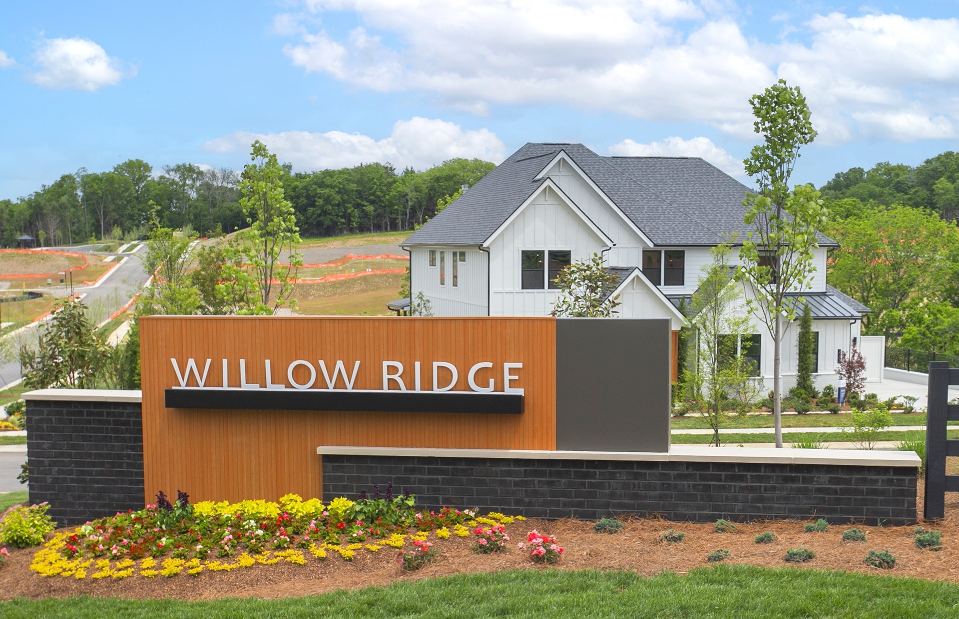 1001 Willow Ridge Drive Property Photo 1