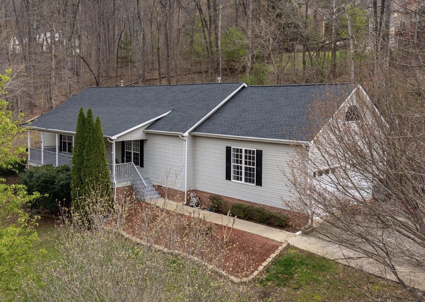 9711 Imperial Drive Property Photo 7