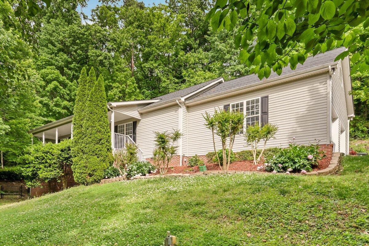 9711 Imperial Drive Property Photo 11