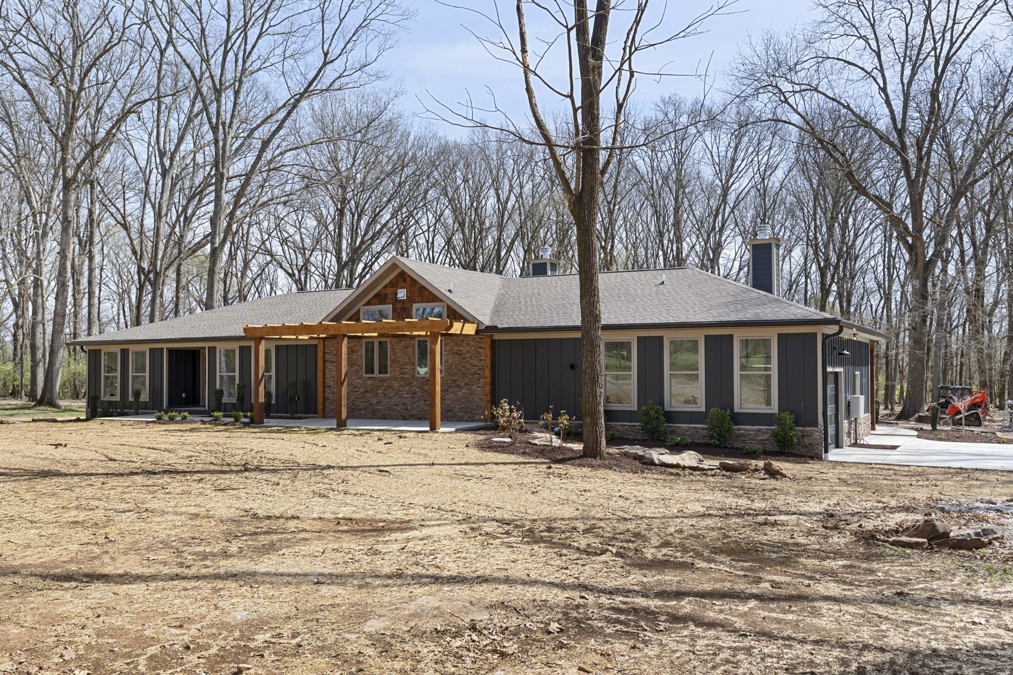 1328 Farmwood Dr Property Photo 2