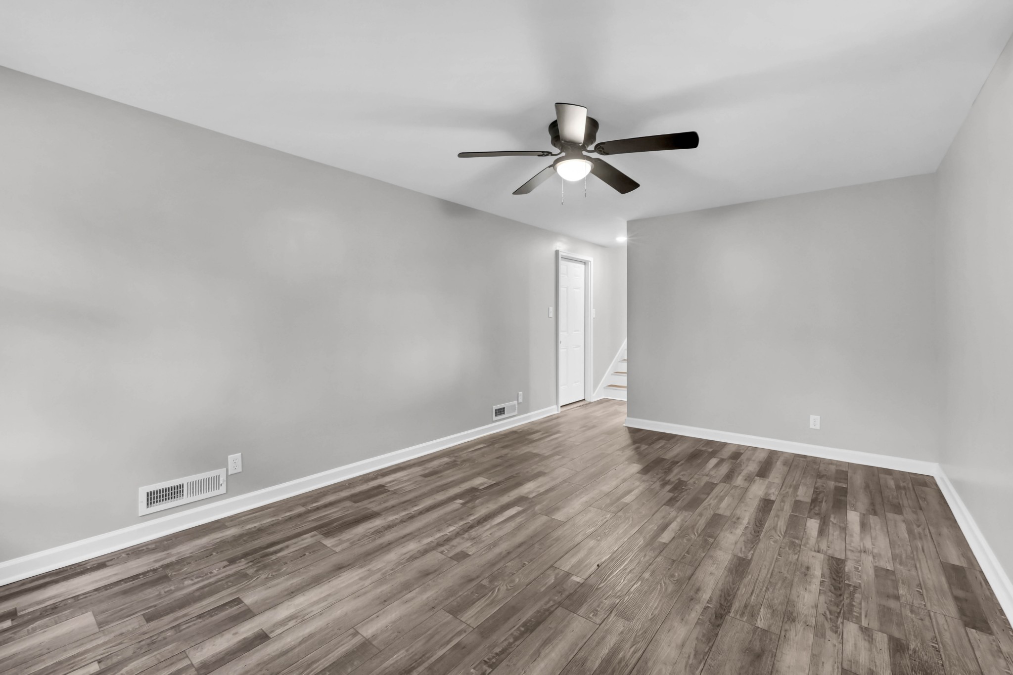 306 Dale Ter Property Photo 21