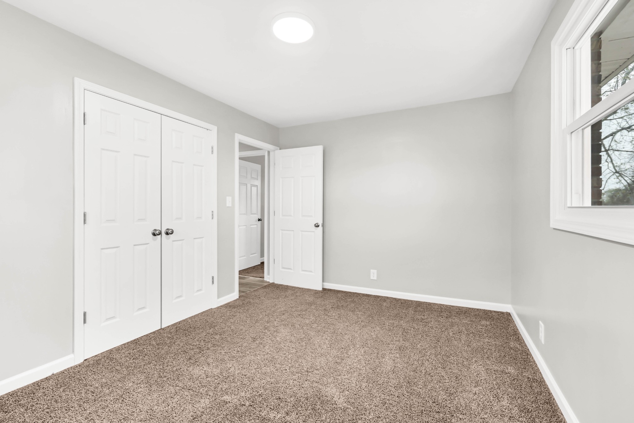 306 Dale Ter Property Photo 26
