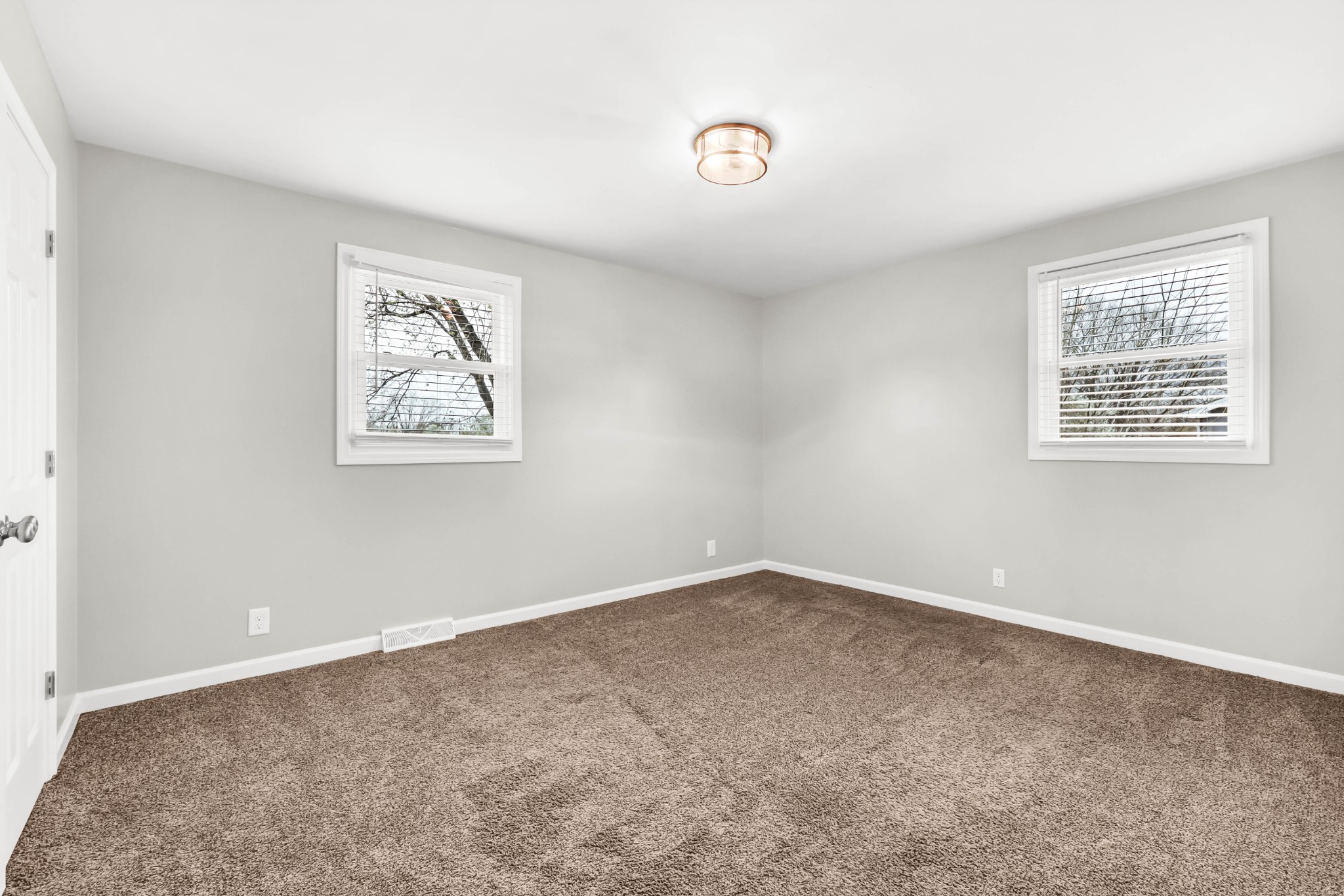 306 Dale Ter Property Photo 27