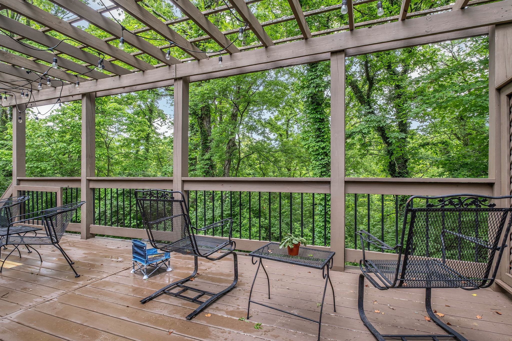 1008 Downey Dr