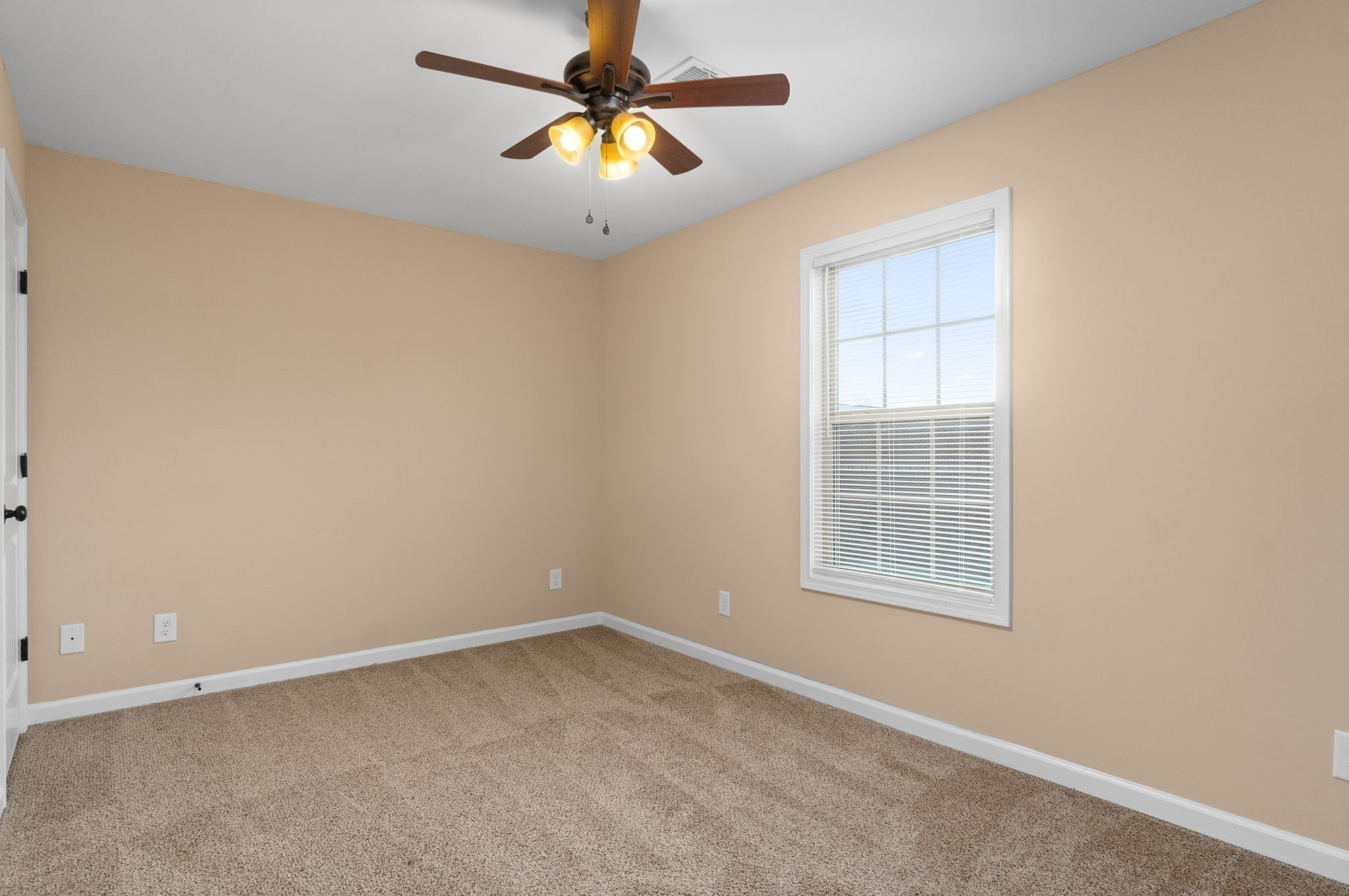 1110 Ashridge Drive Property Photo 15