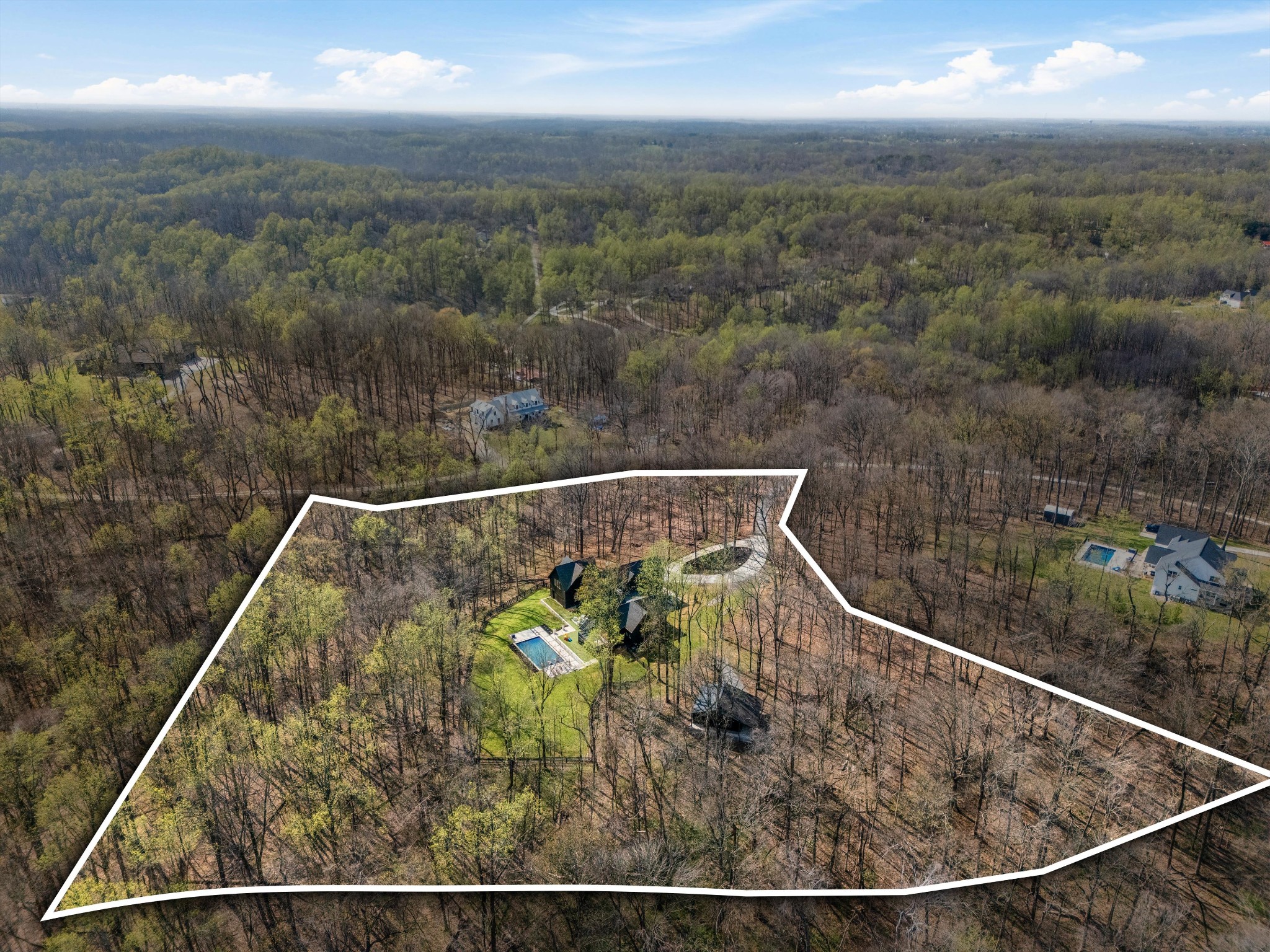 925 Weeping Willow Rd Property Photo 4