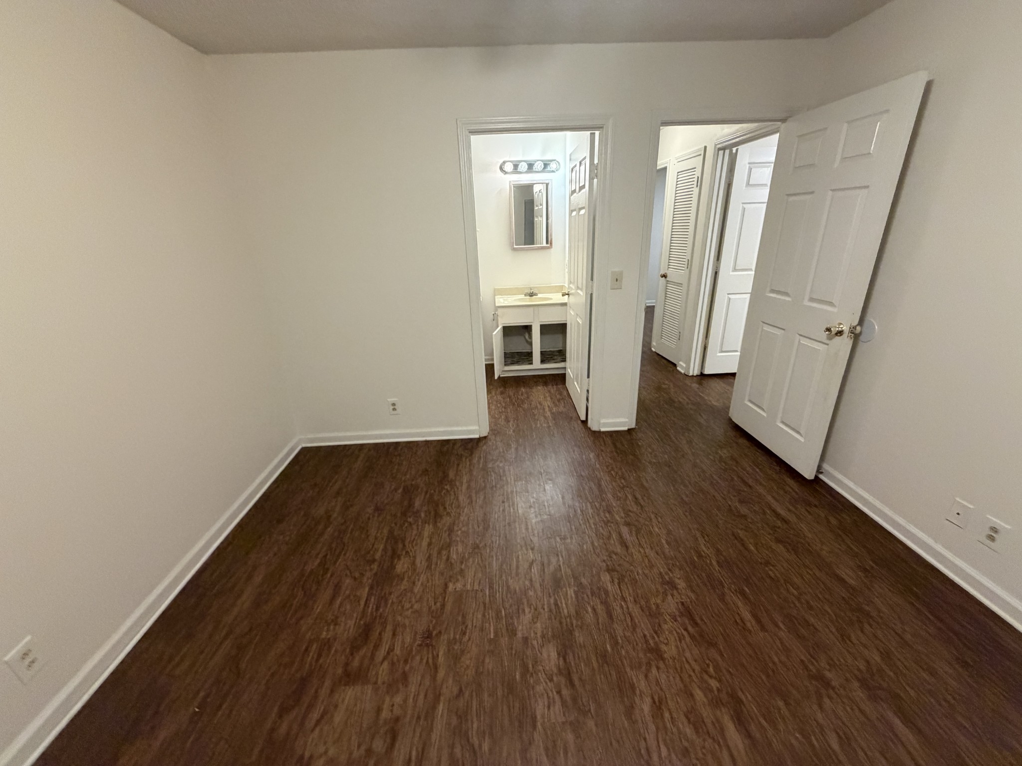 2578 Oak Hill Dr Property Photo 7