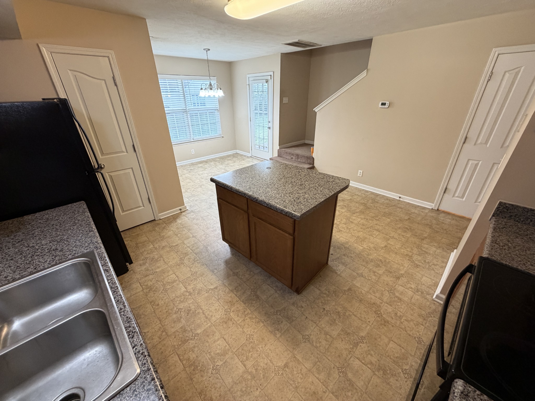 865 Maricopa Dr Property Photo 6