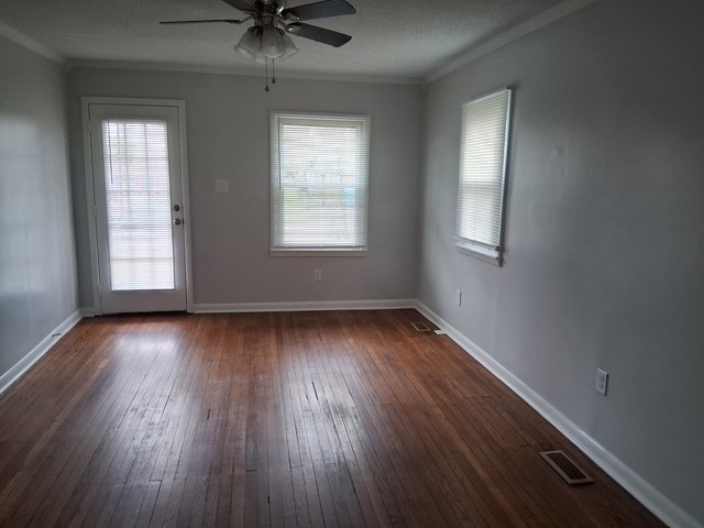 2910 Morningside Dr Property Photo 5