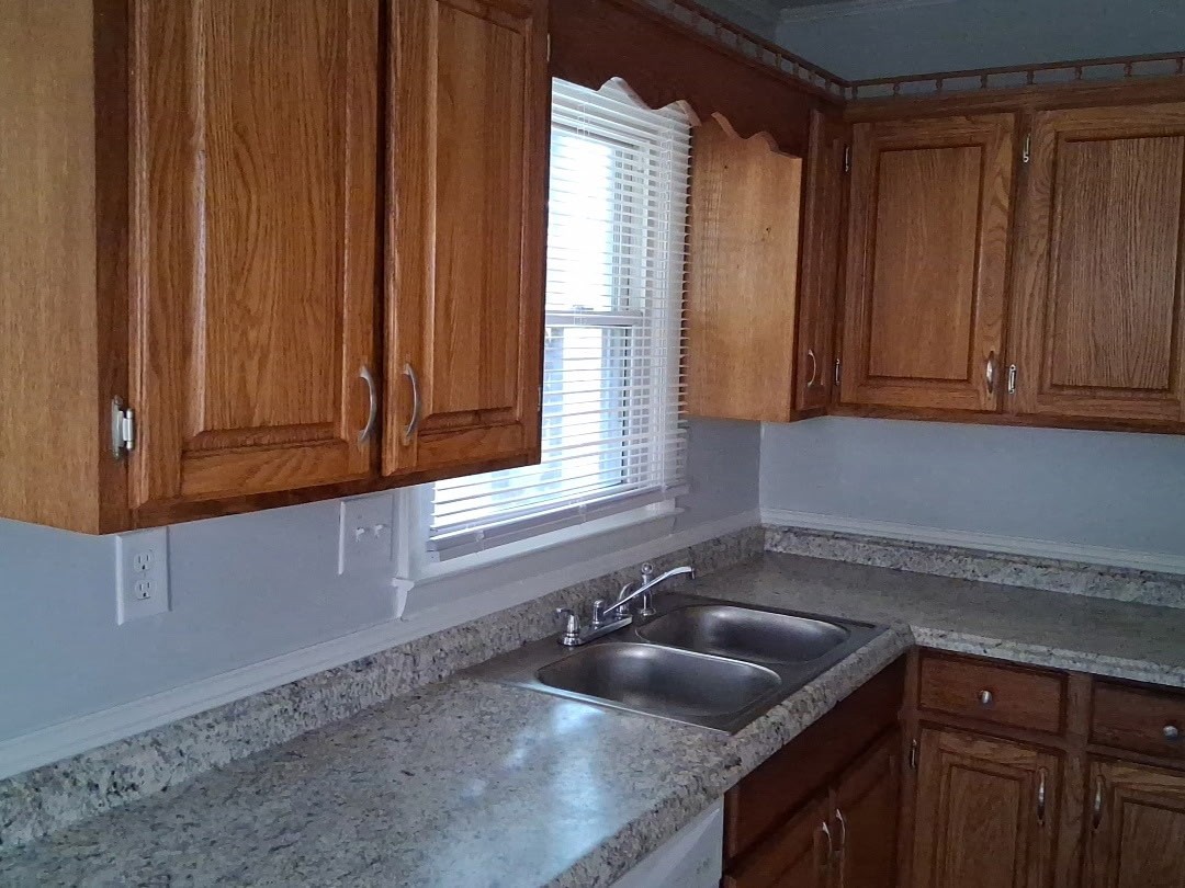 2910 Morningside Dr Property Photo 8