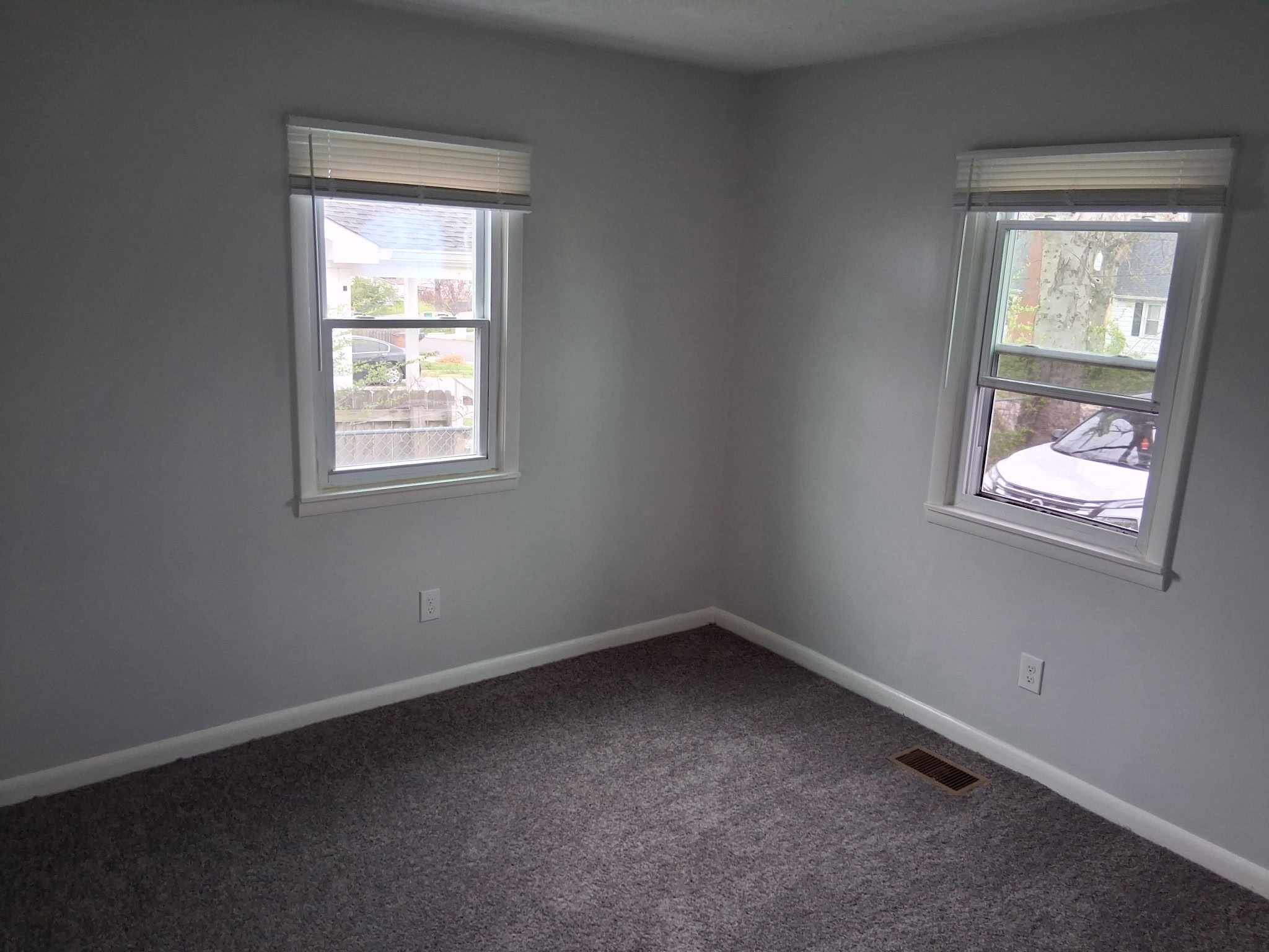 2910 Morningside Dr Property Photo 9