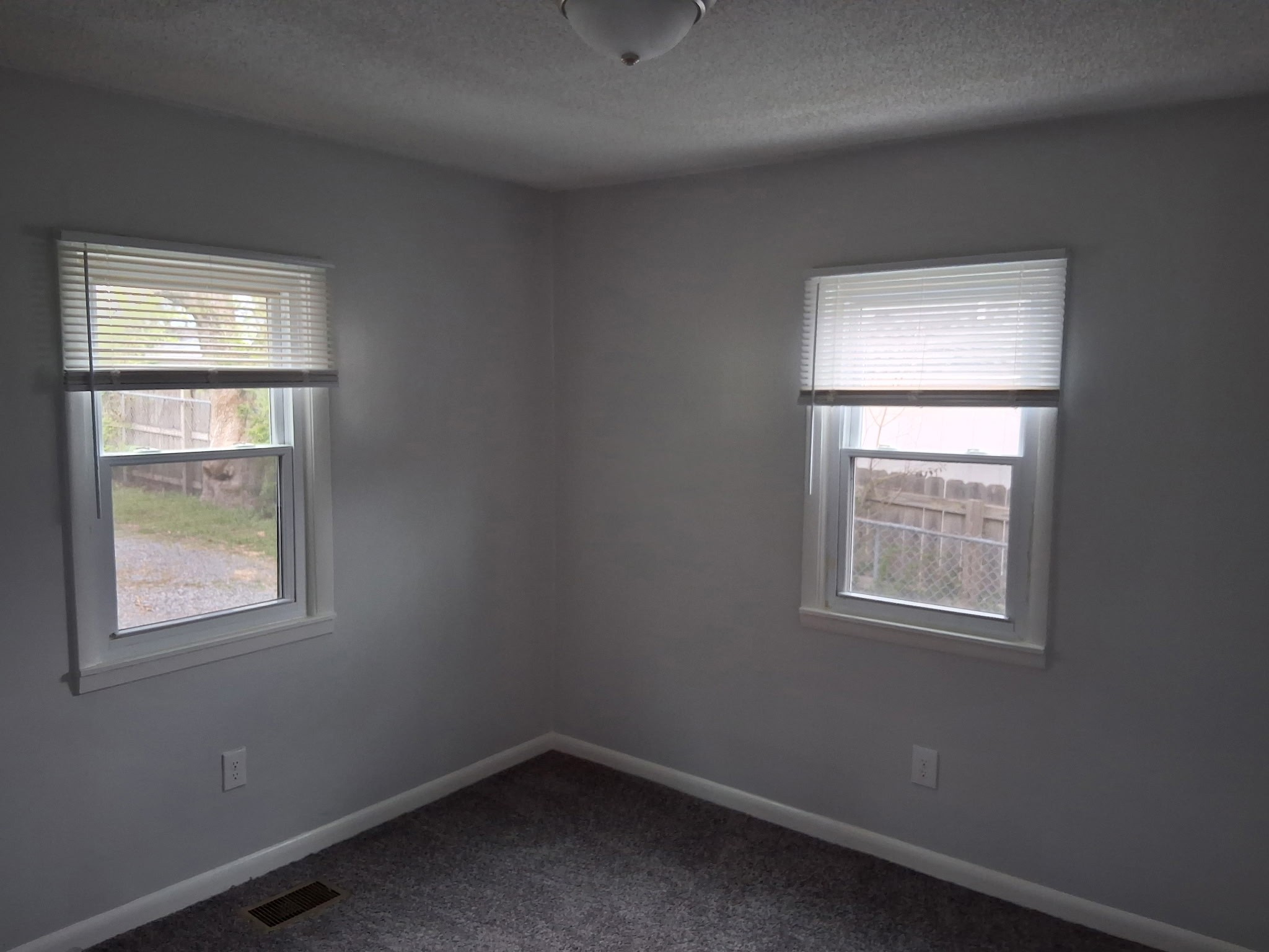 2910 Morningside Dr Property Photo 11