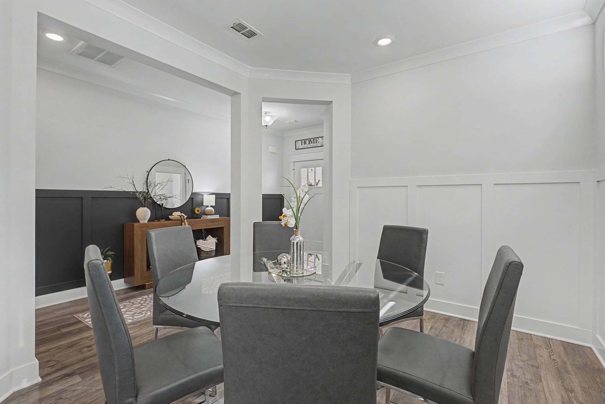 1482 Cotillion Dr Property Photo 8