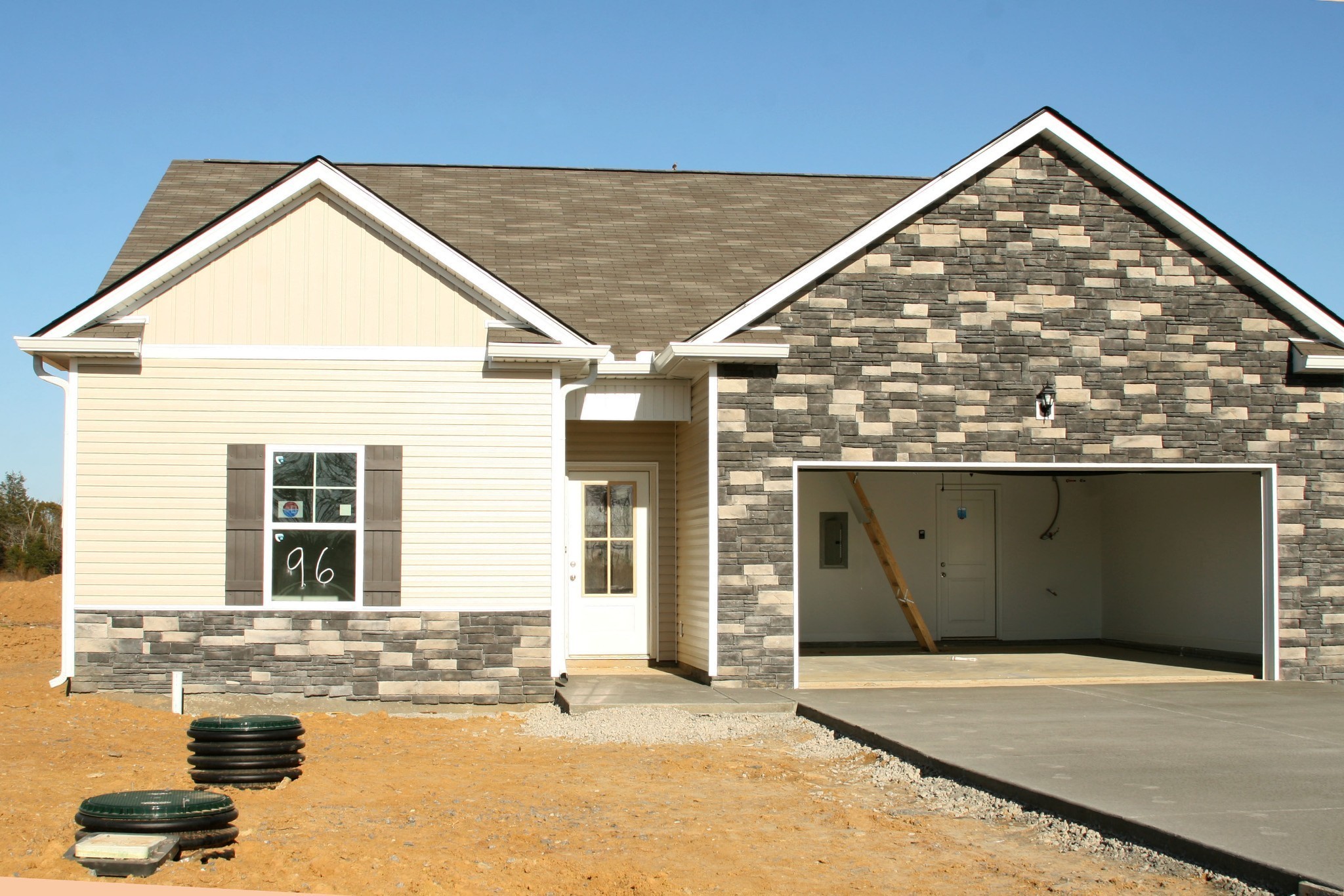 1226 Euclid Drive Property Photo 1