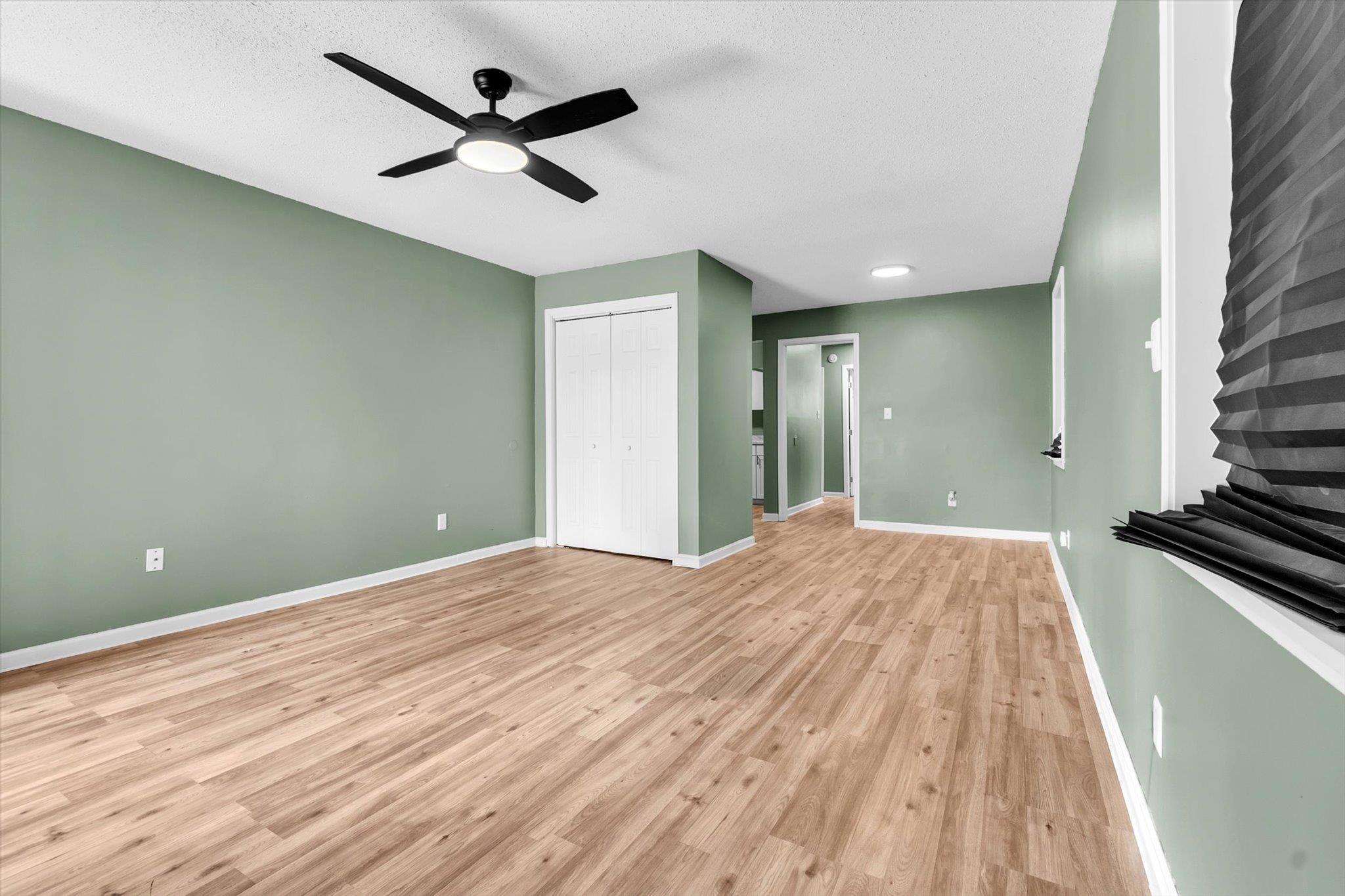 829 Josephine St Property Photo 6
