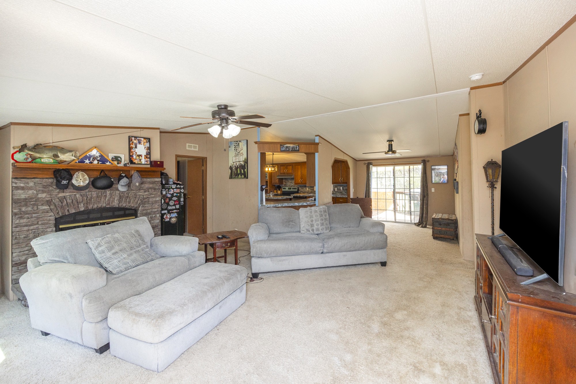 8591 Lowe Christiana Rd Property Photo 5