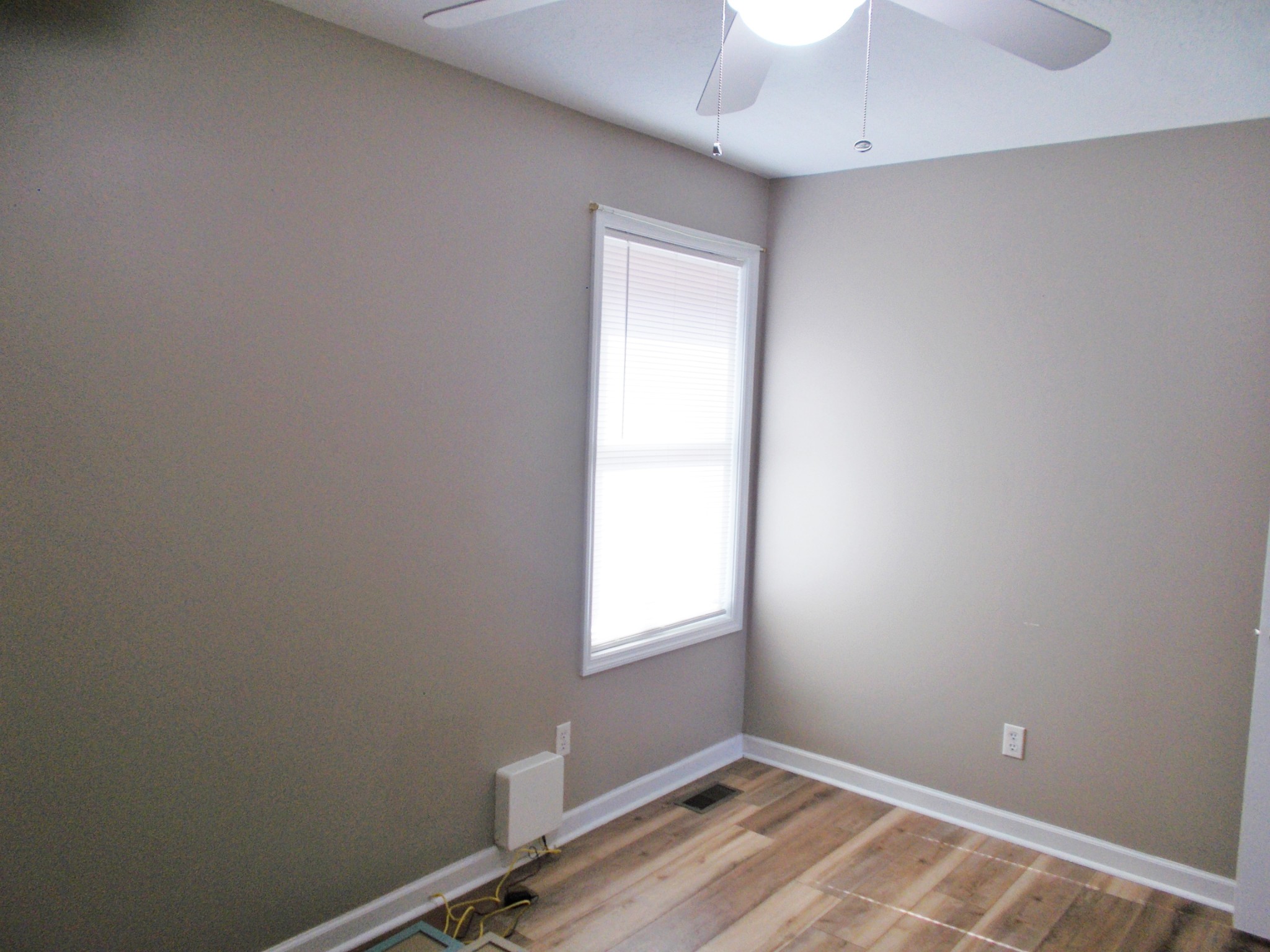 696 Stirling Rd Property Photo 27
