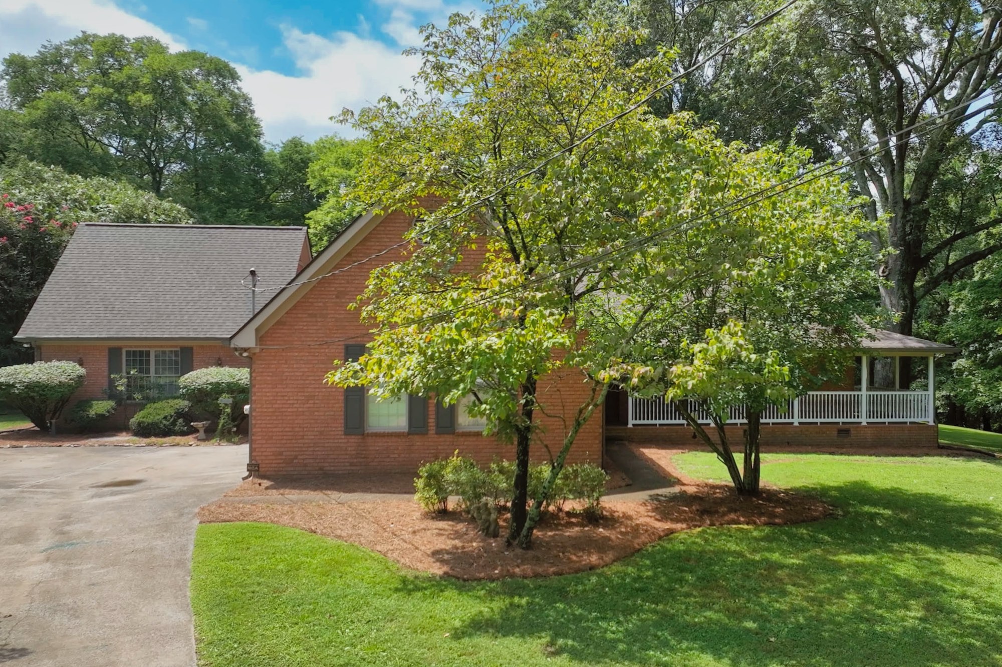507 Menees Ln