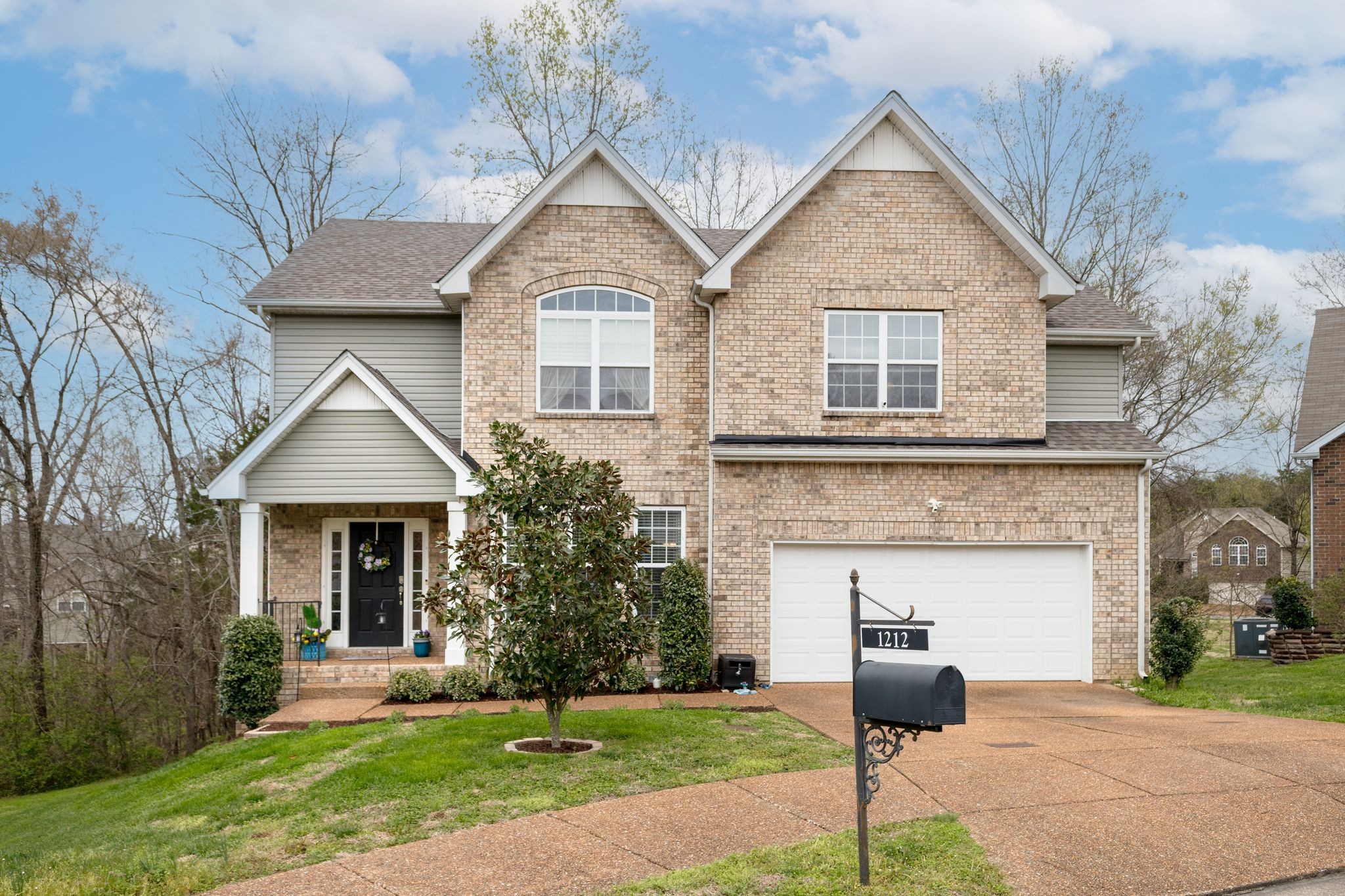 1212 Sundown Ct Property Photo 1