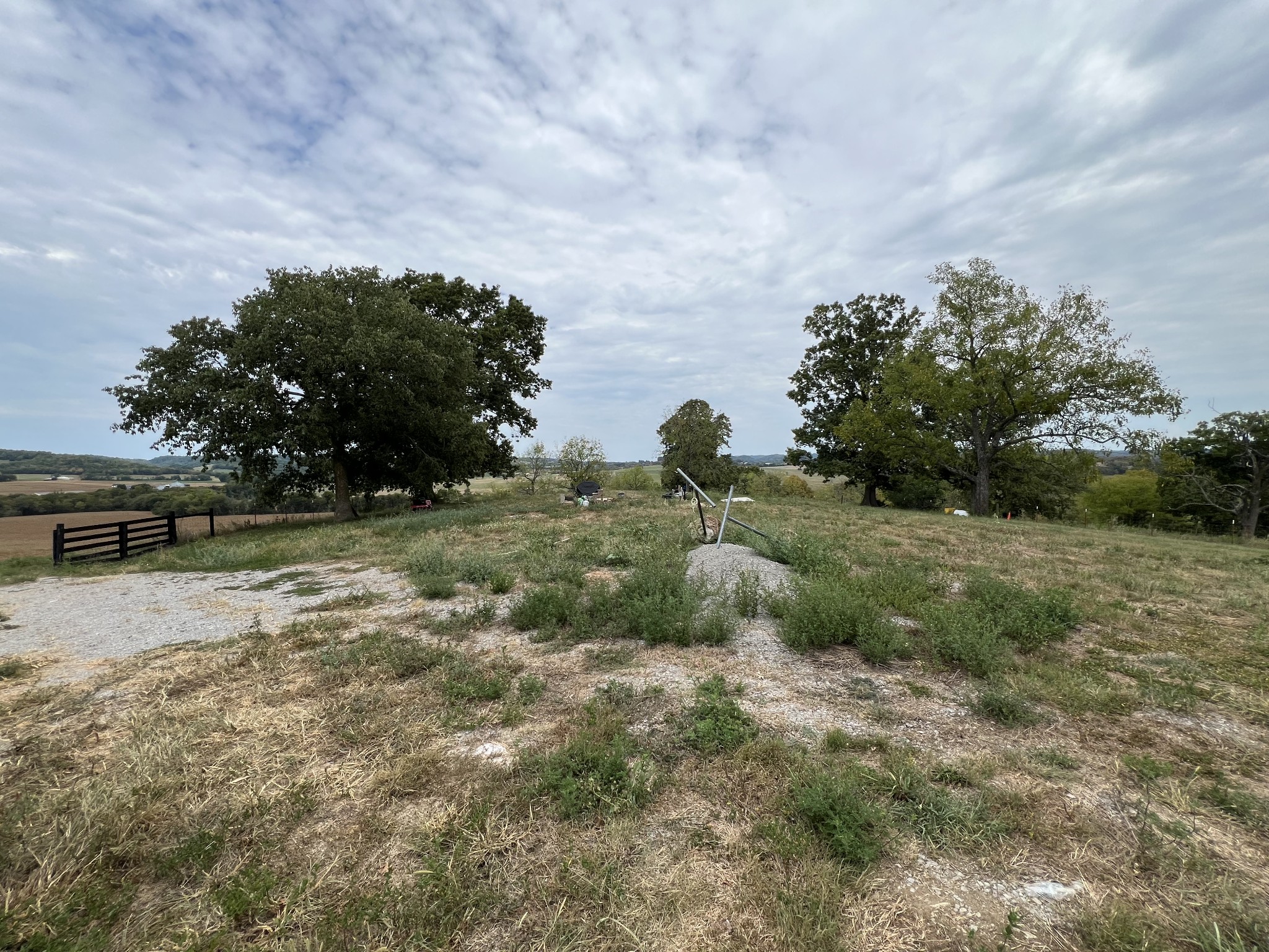 2021 Claude Fox Rd Property Photo 10