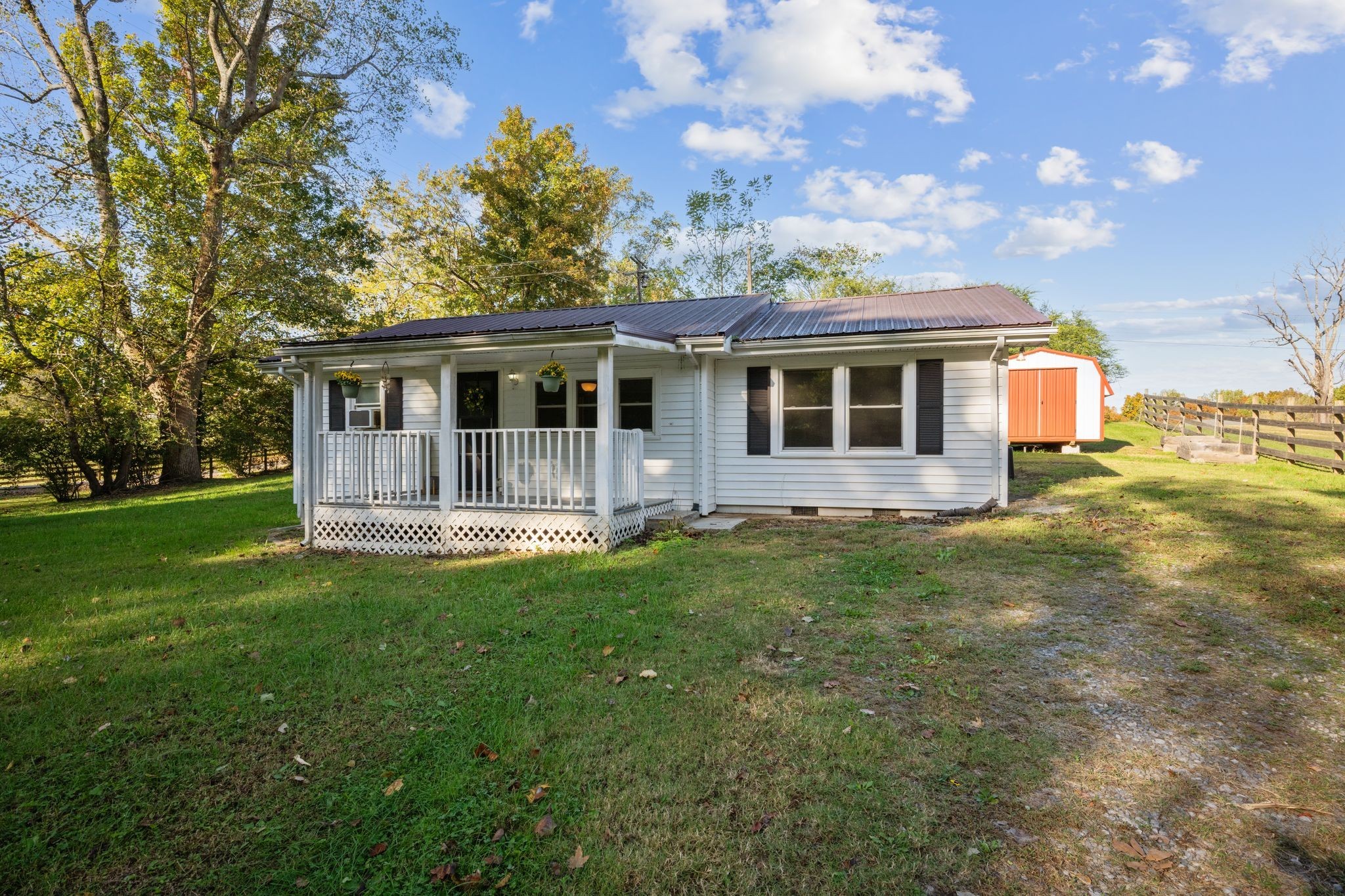 1155 Westfield Rd Property Photo 4