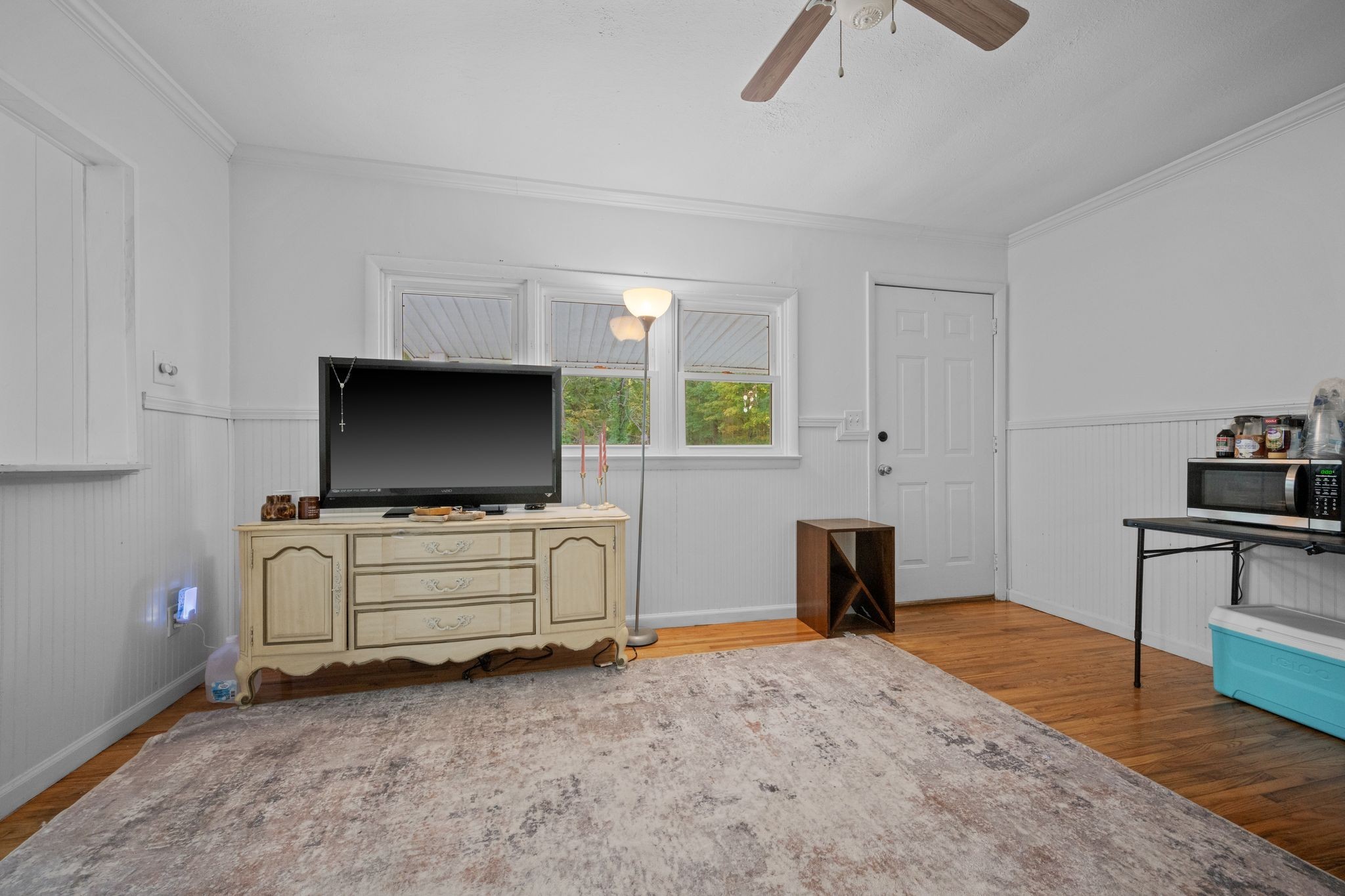 1155 Westfield Rd Property Photo 9