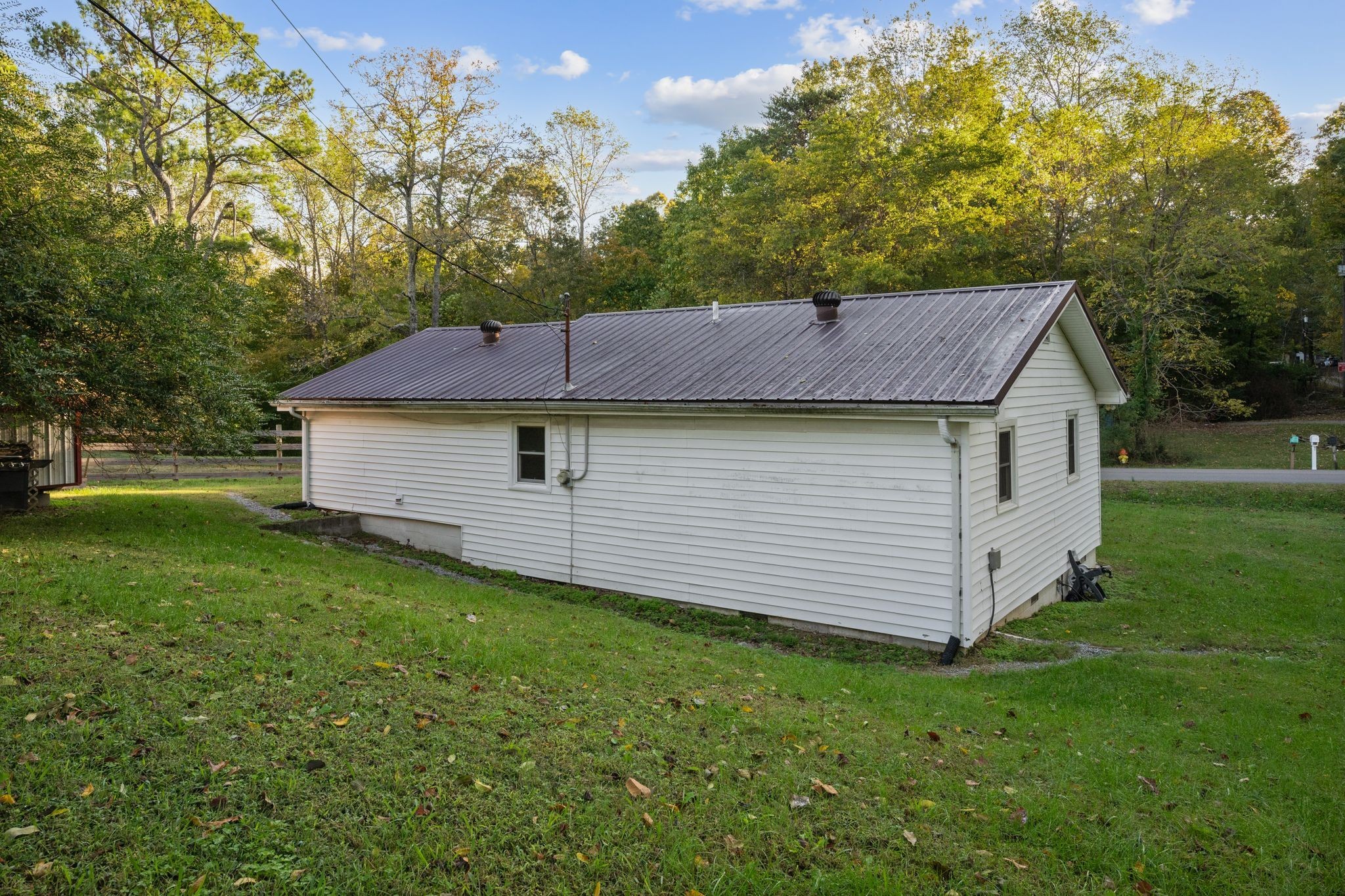 1155 Westfield Rd Property Photo 26