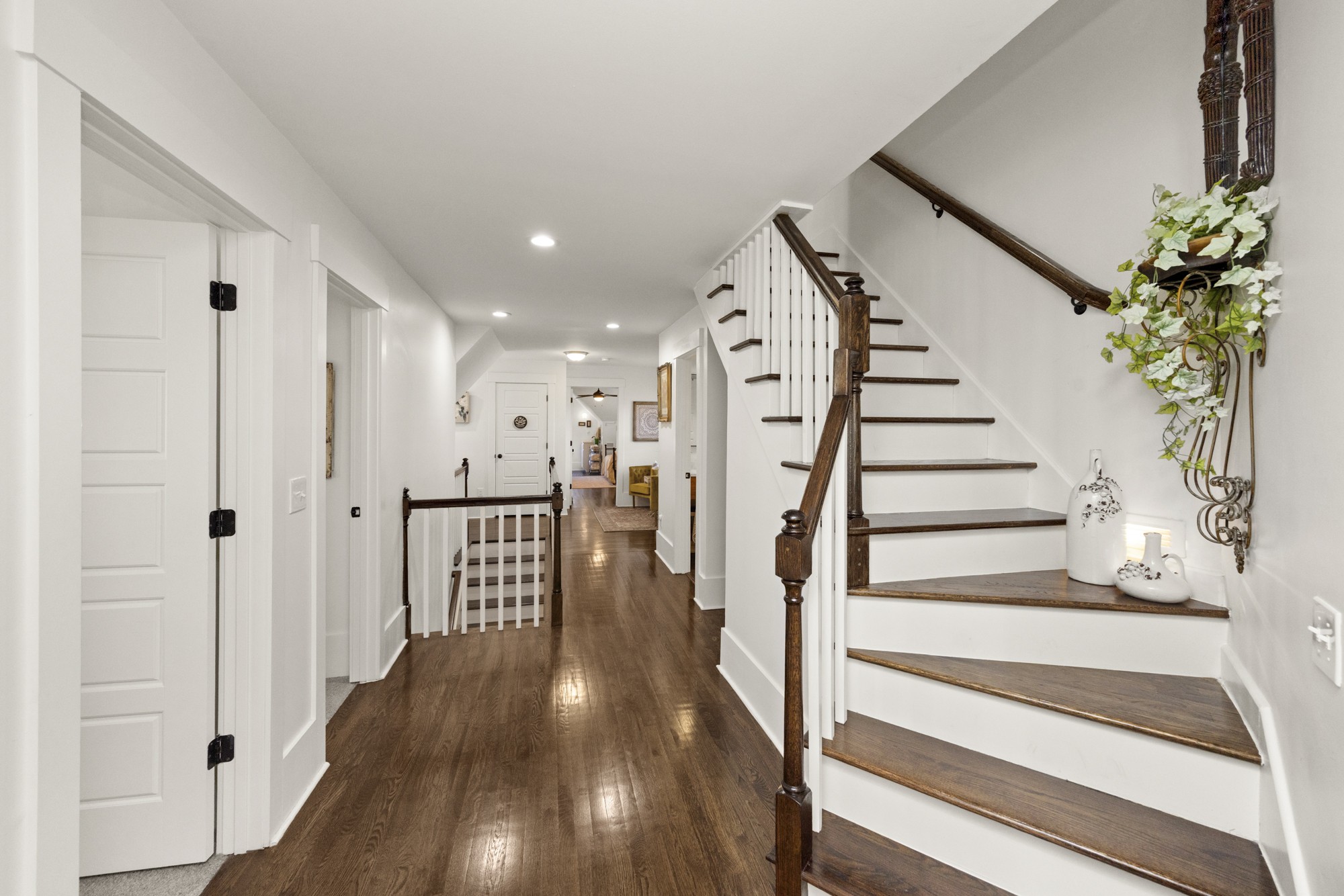 2011 Dorchester Dr Property Photo 36