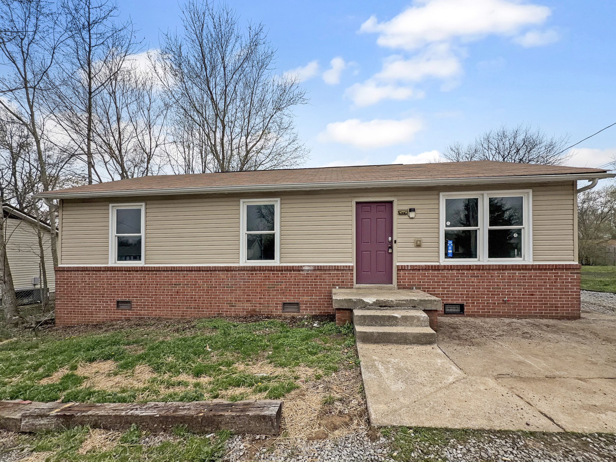 1488 Craig Dr Property Photo 1