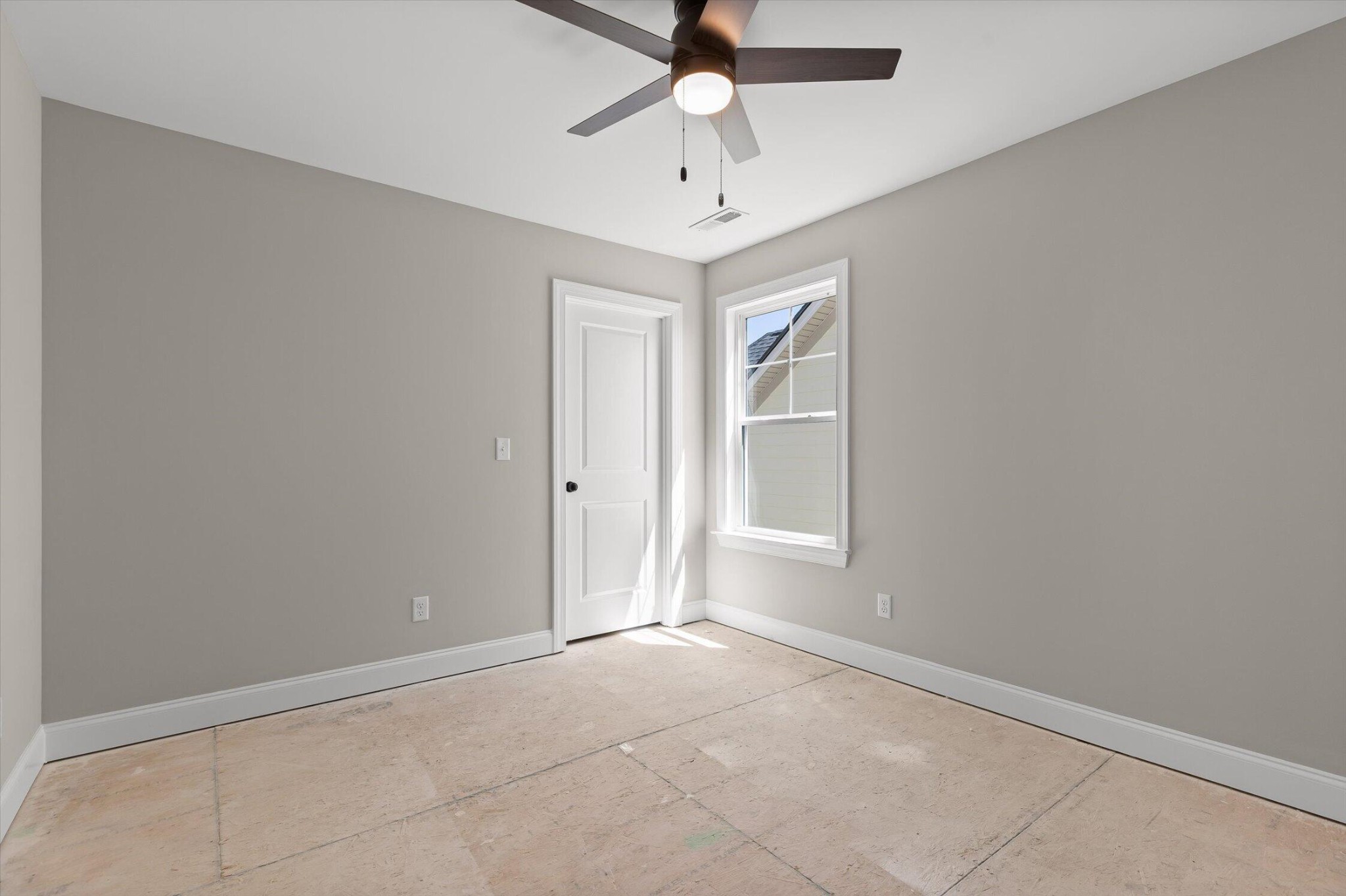 627 Willow Grove Court Property Photo 26