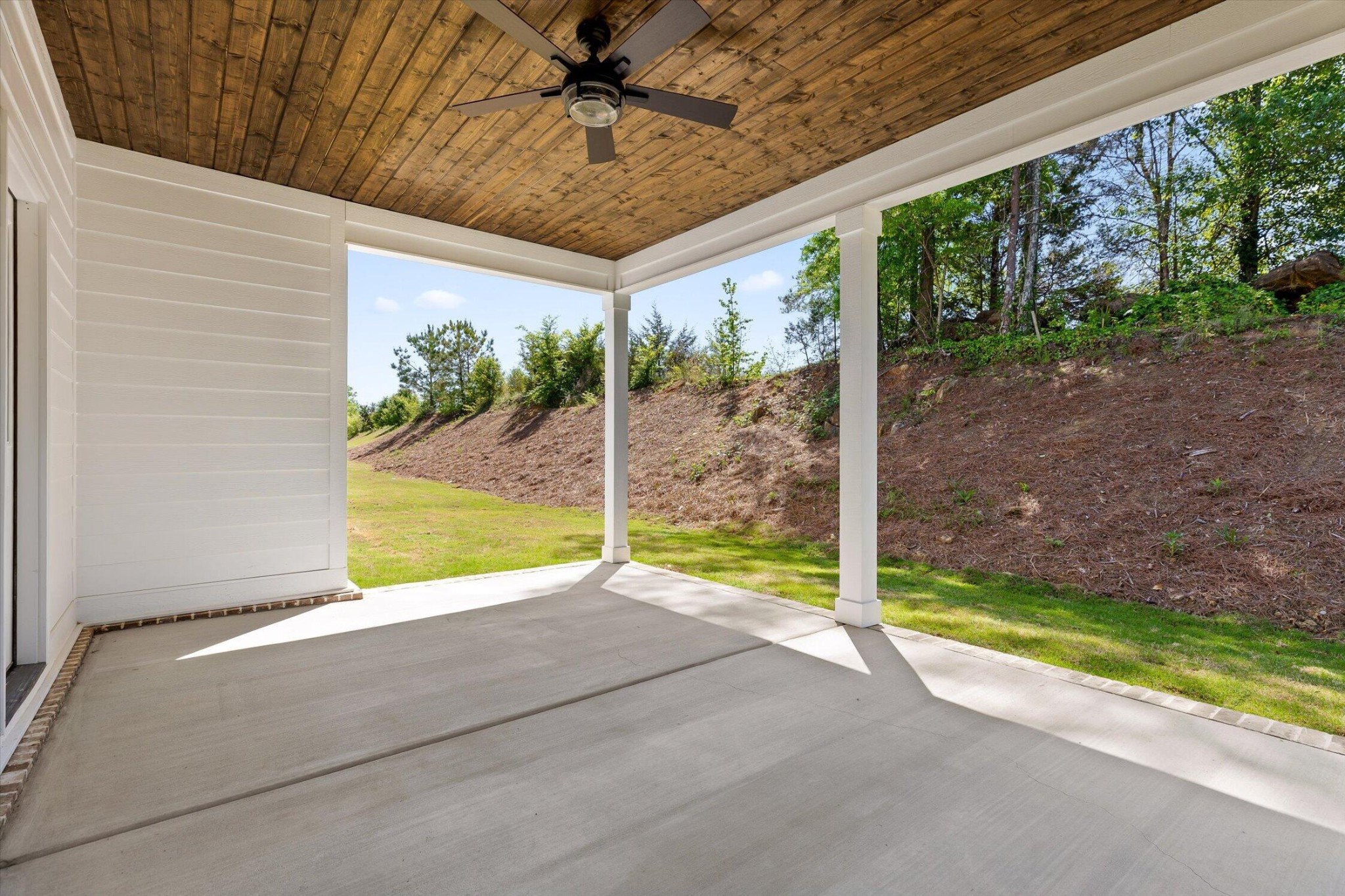 627 Willow Grove Court Property Photo 29