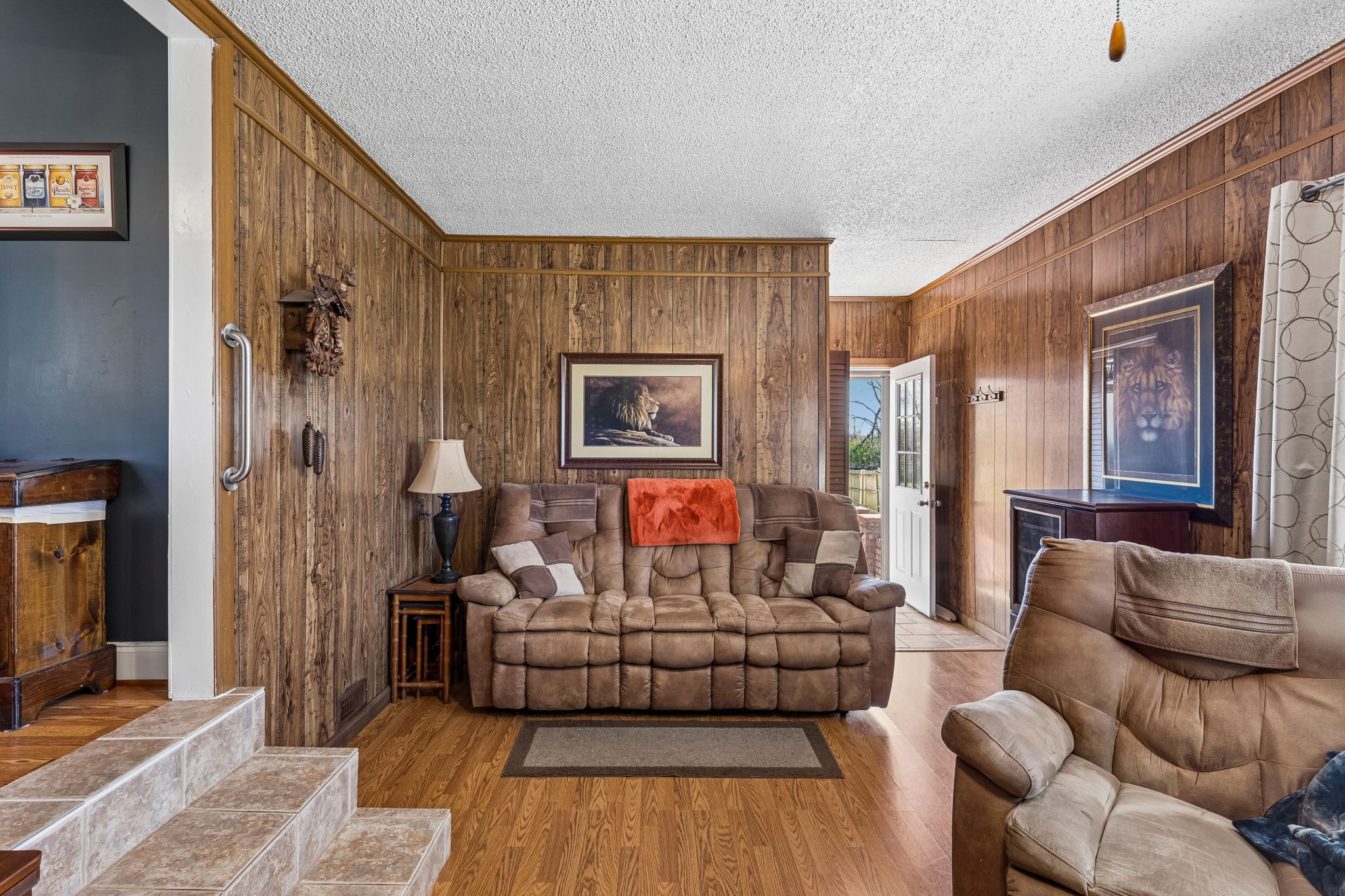 929 Lemont Dr Property Photo 35